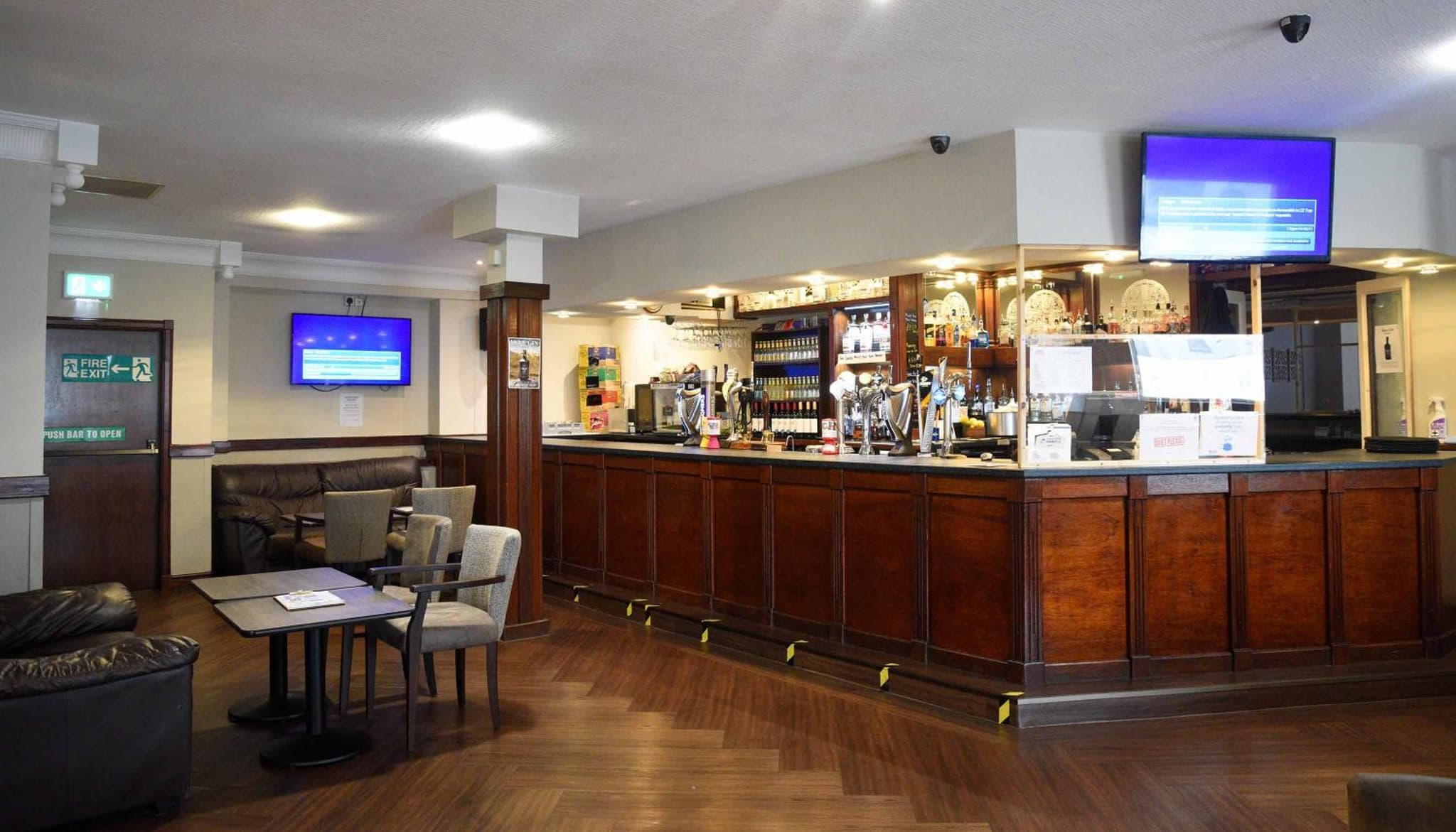 The Royal Hotel photo 7