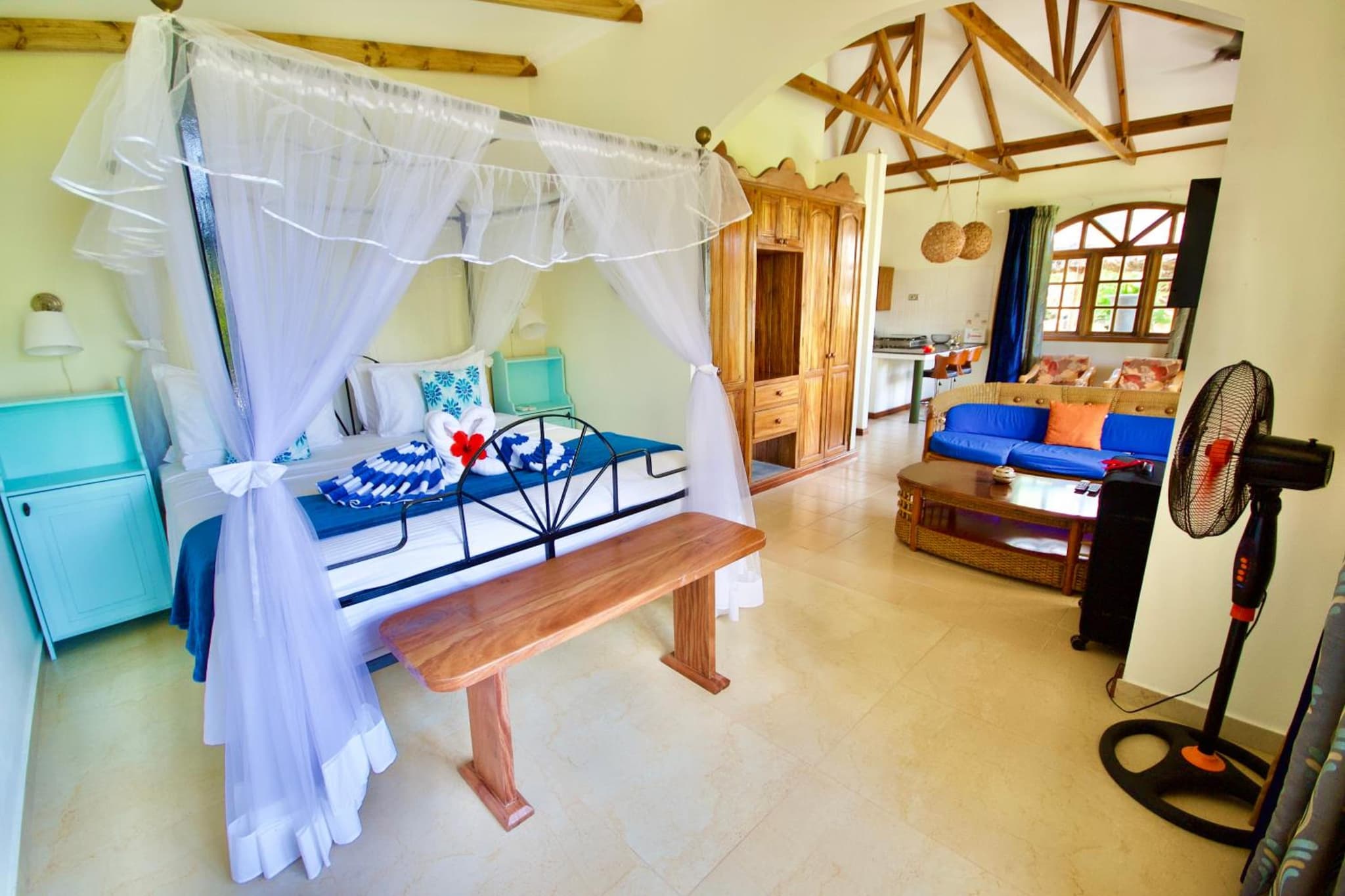 La Petite Maison and Sea Splash photo 9