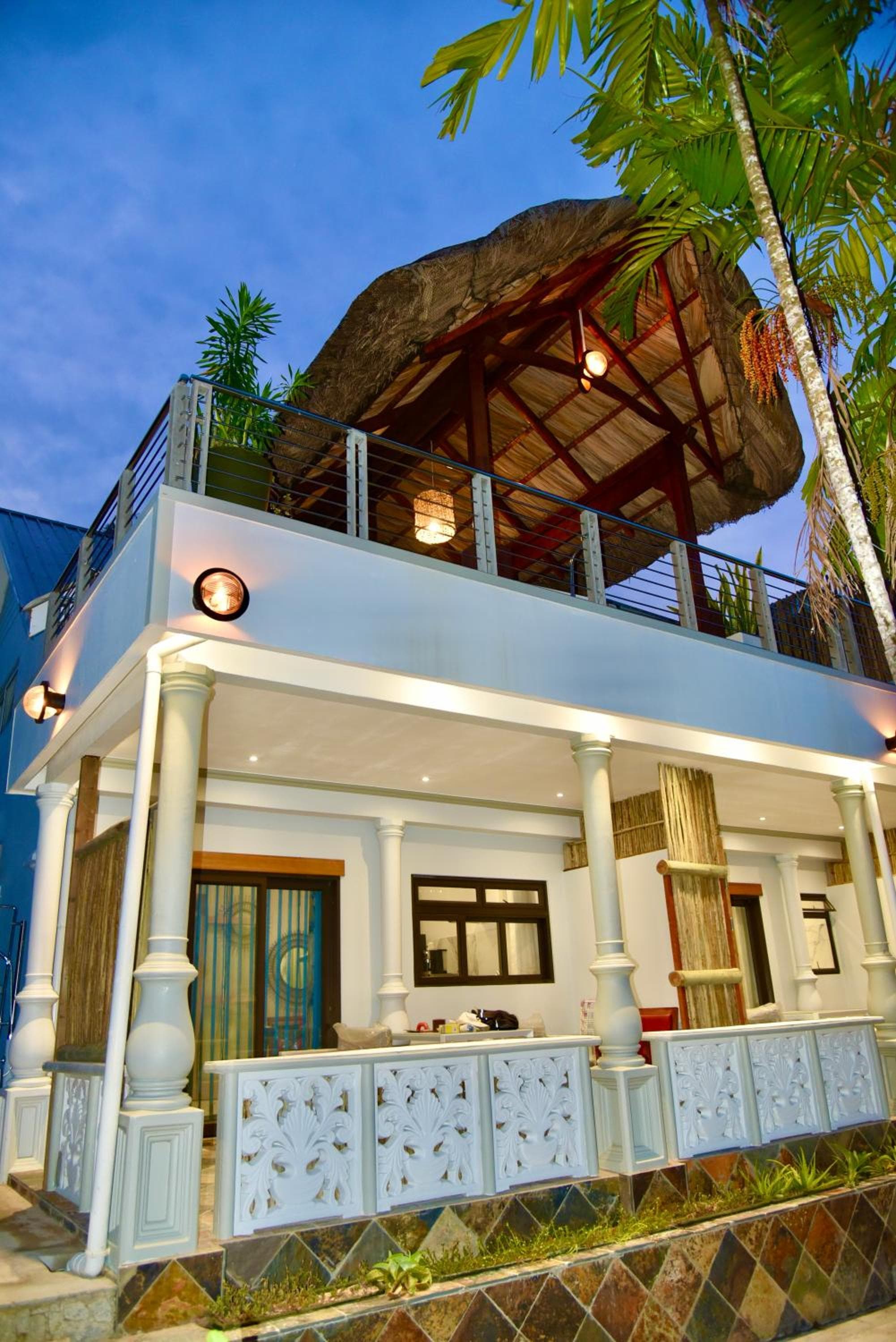 La Petite Maison and Sea Splash photo 5