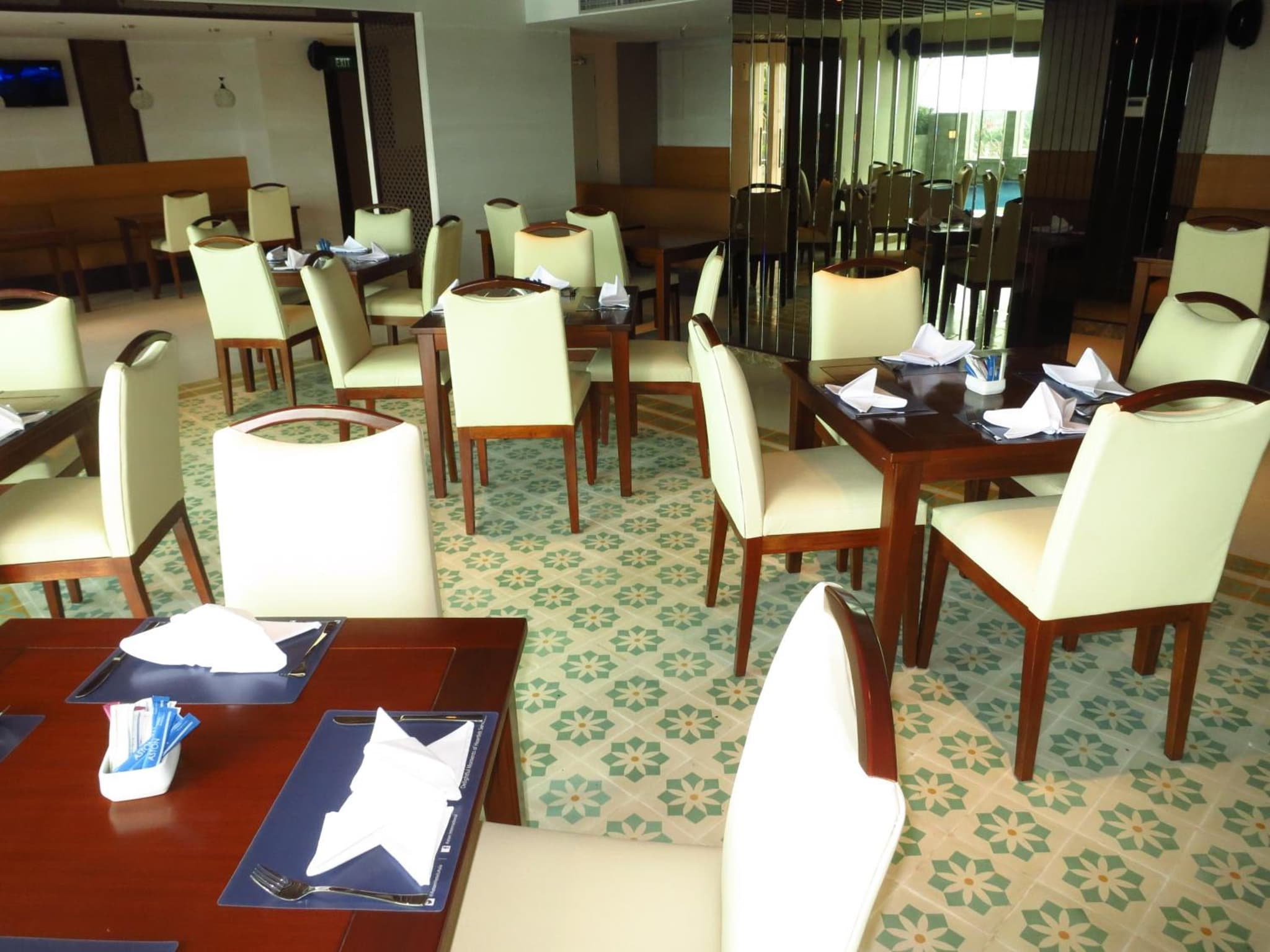Aston Solo Hotel photo 2