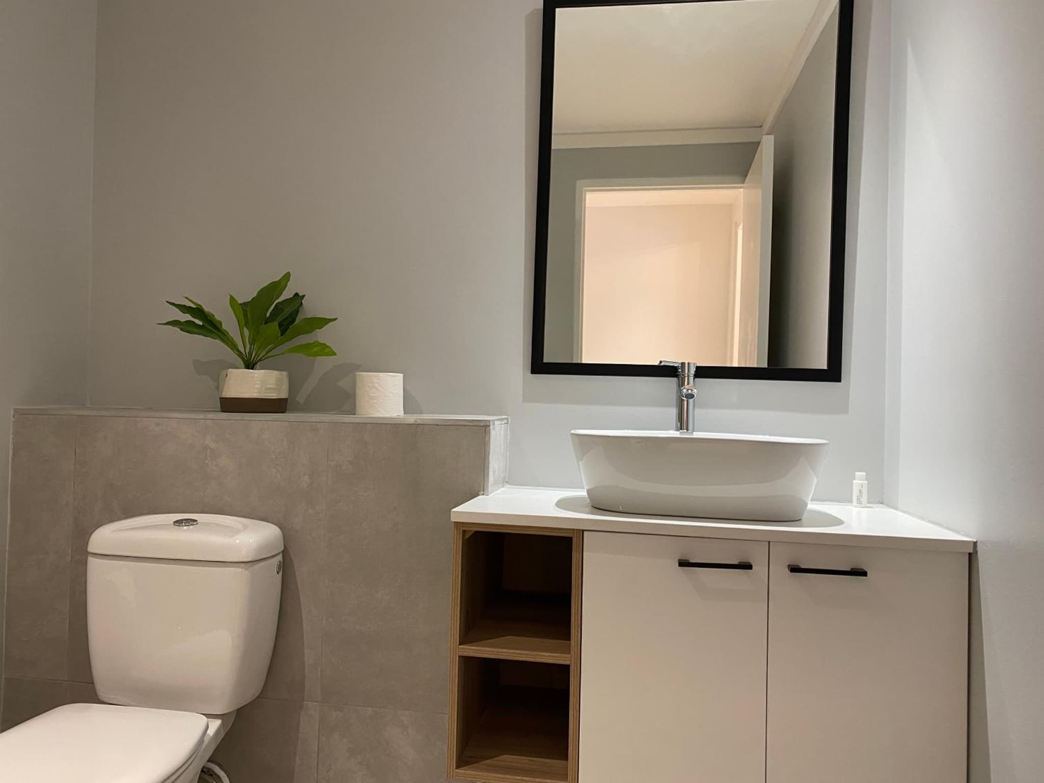 Icon Serviced Apartments Foreshore photo 5