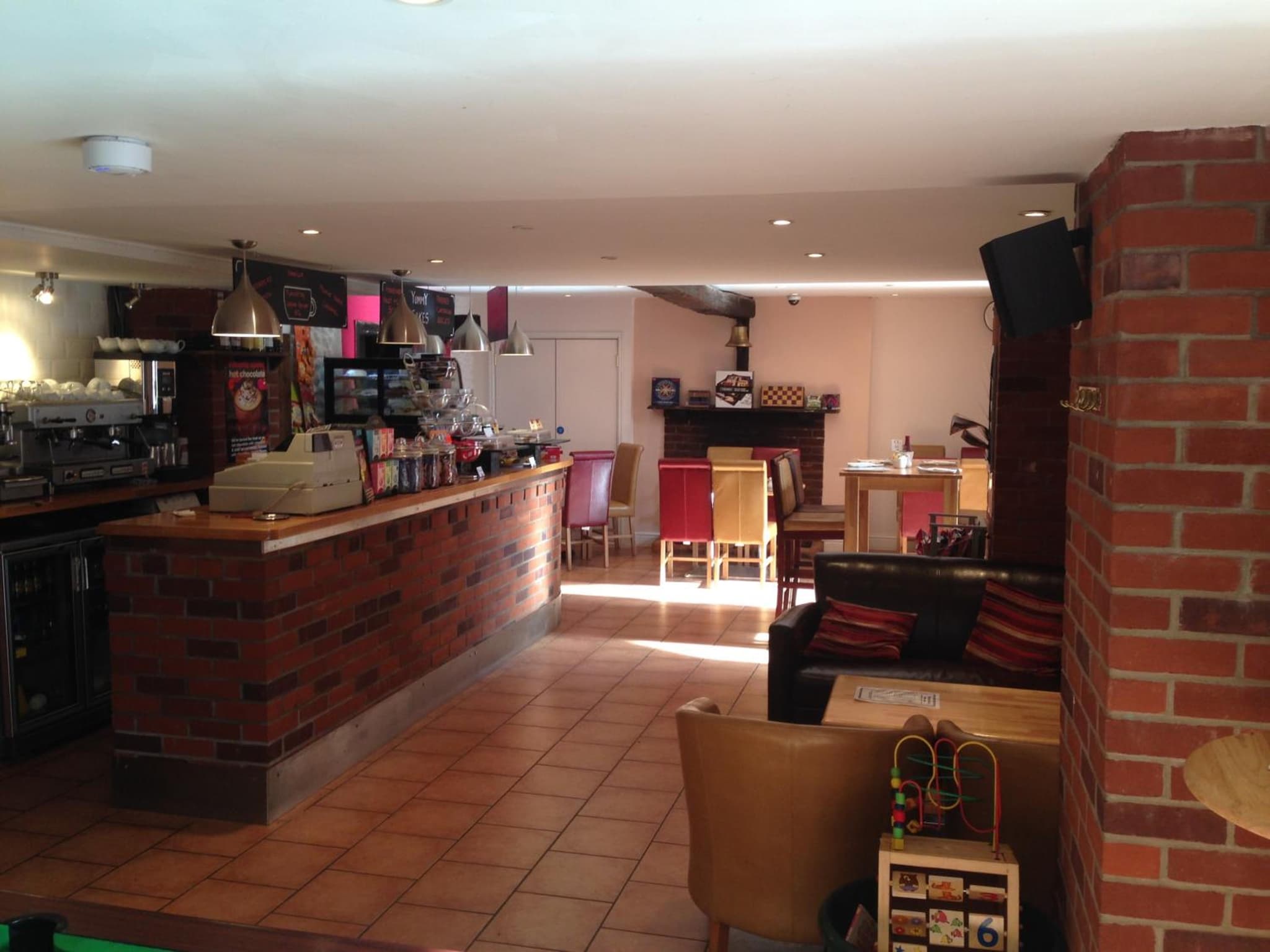 Royal Hotel photo 2