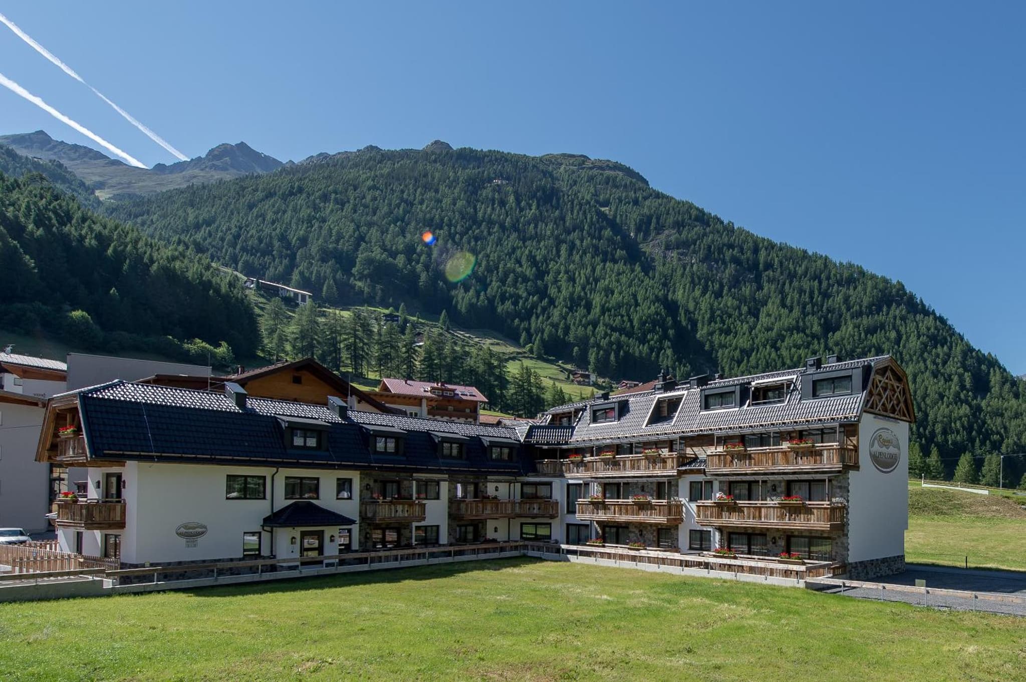 The Lodge by Regina photo 9