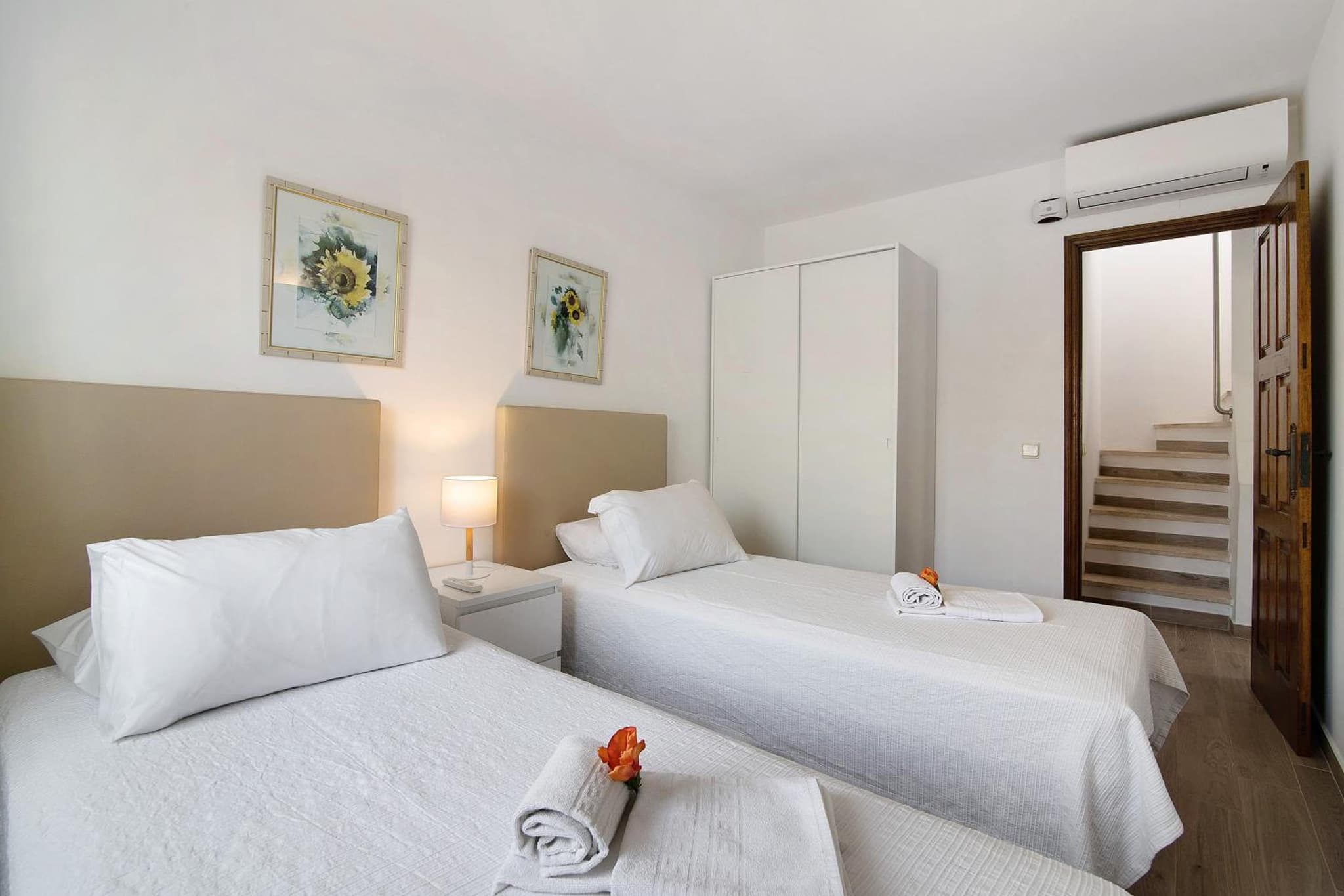 Apartamento Old Village T2 Duplex photo 6