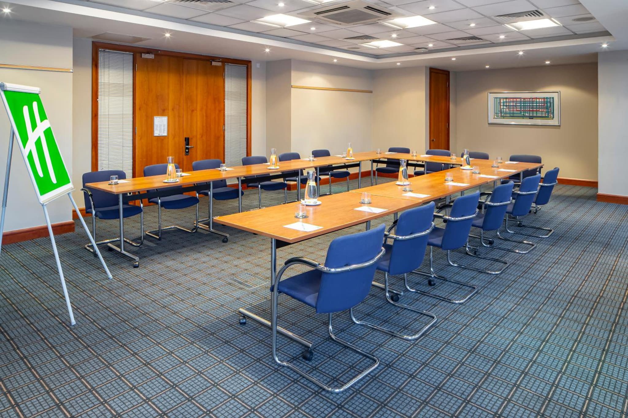 Holiday Inn Basingstoke by IHG photo 5