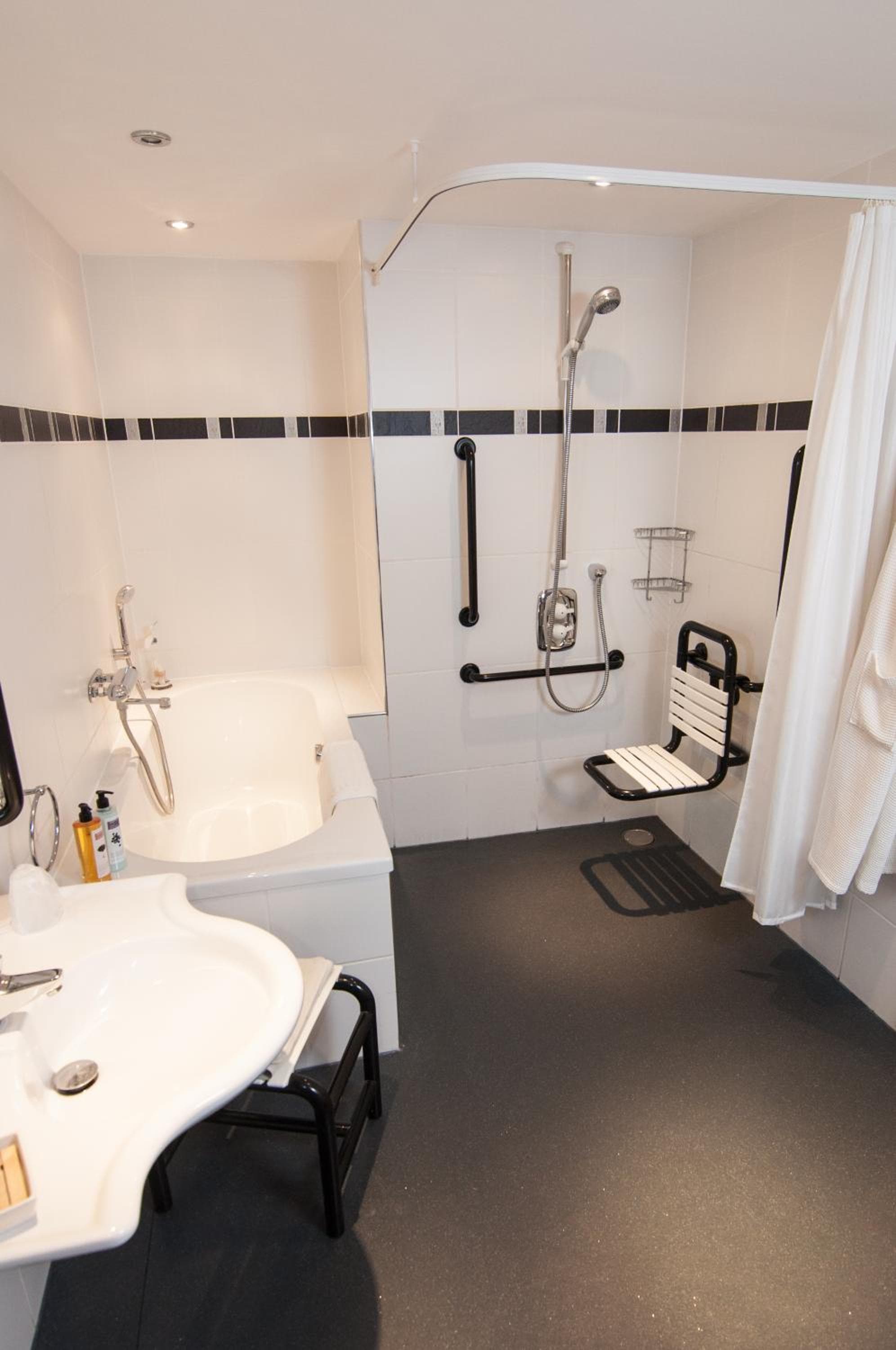 Ellerby Country Inn photo 7