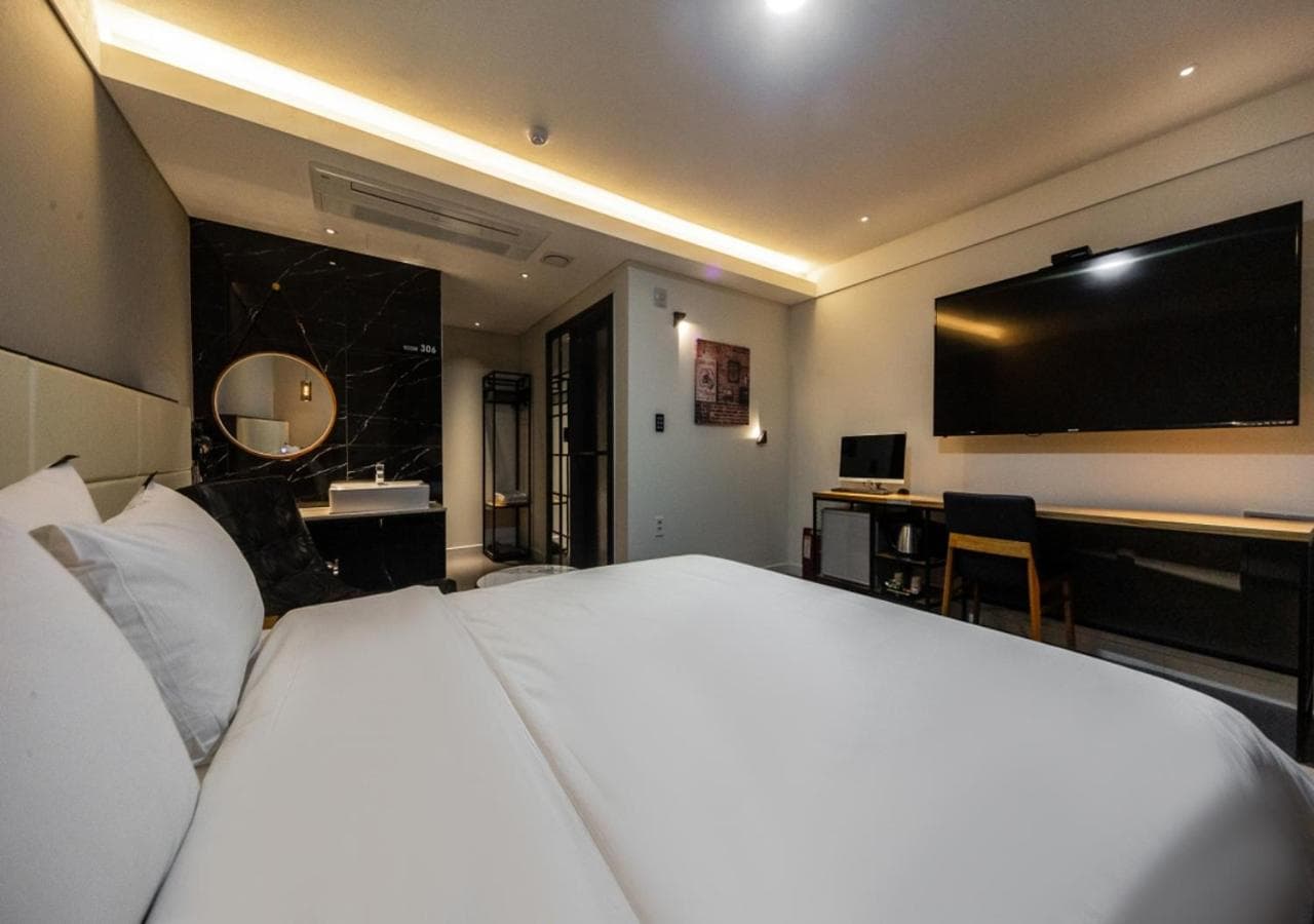 West In Hotel Yeosu photo 4