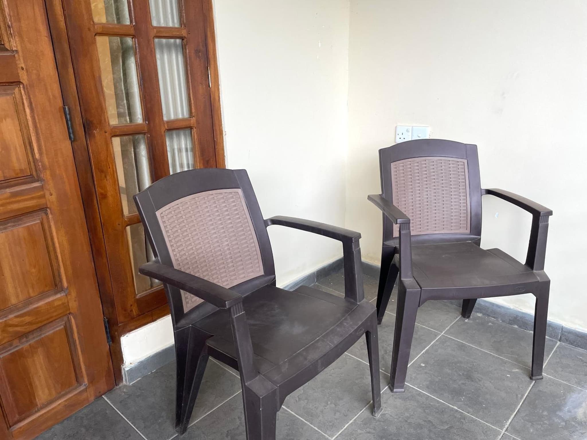 Hotel mango tree nearest Adam's peak photo 4
