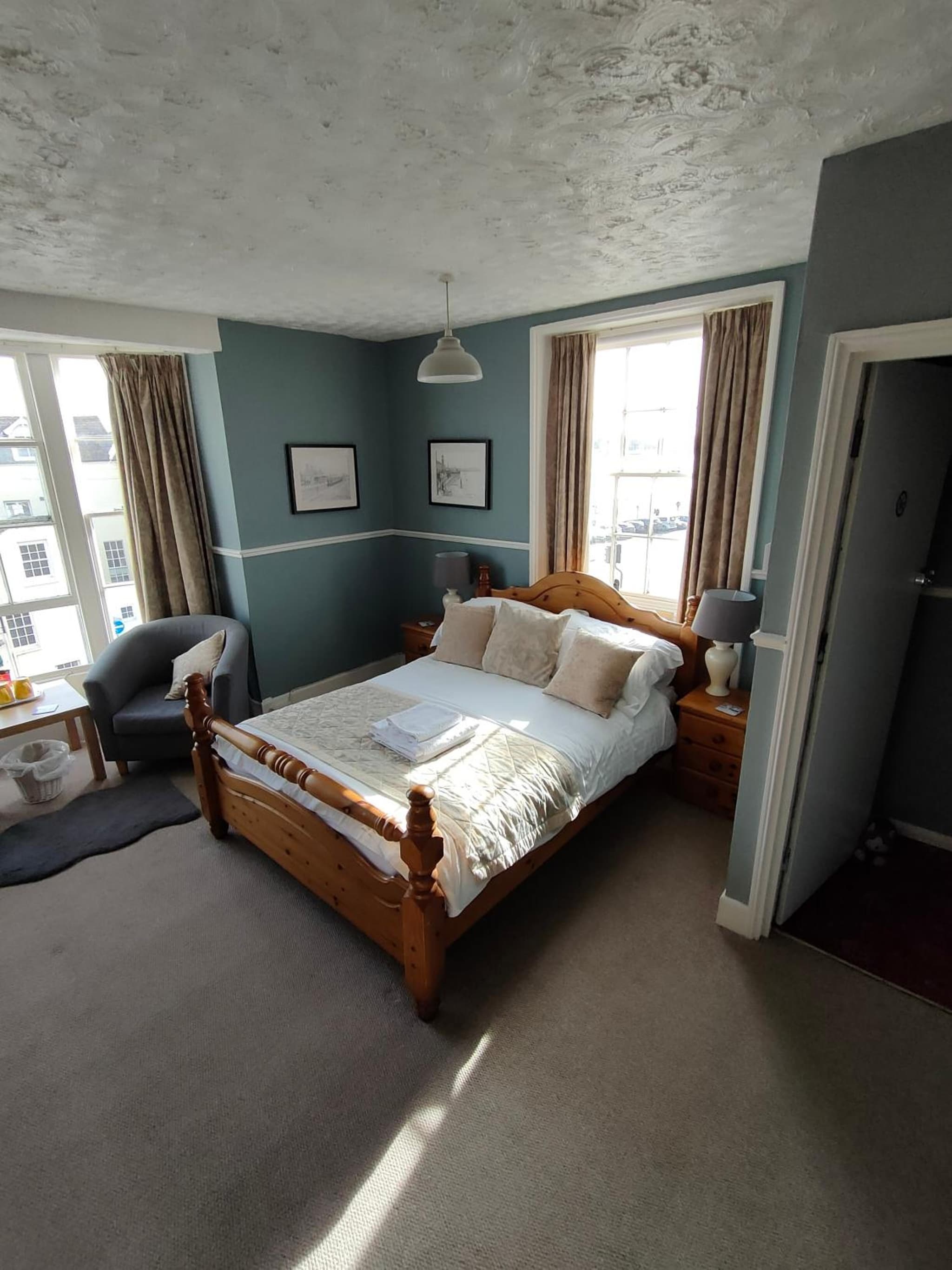 Valentine Guest House photo 3