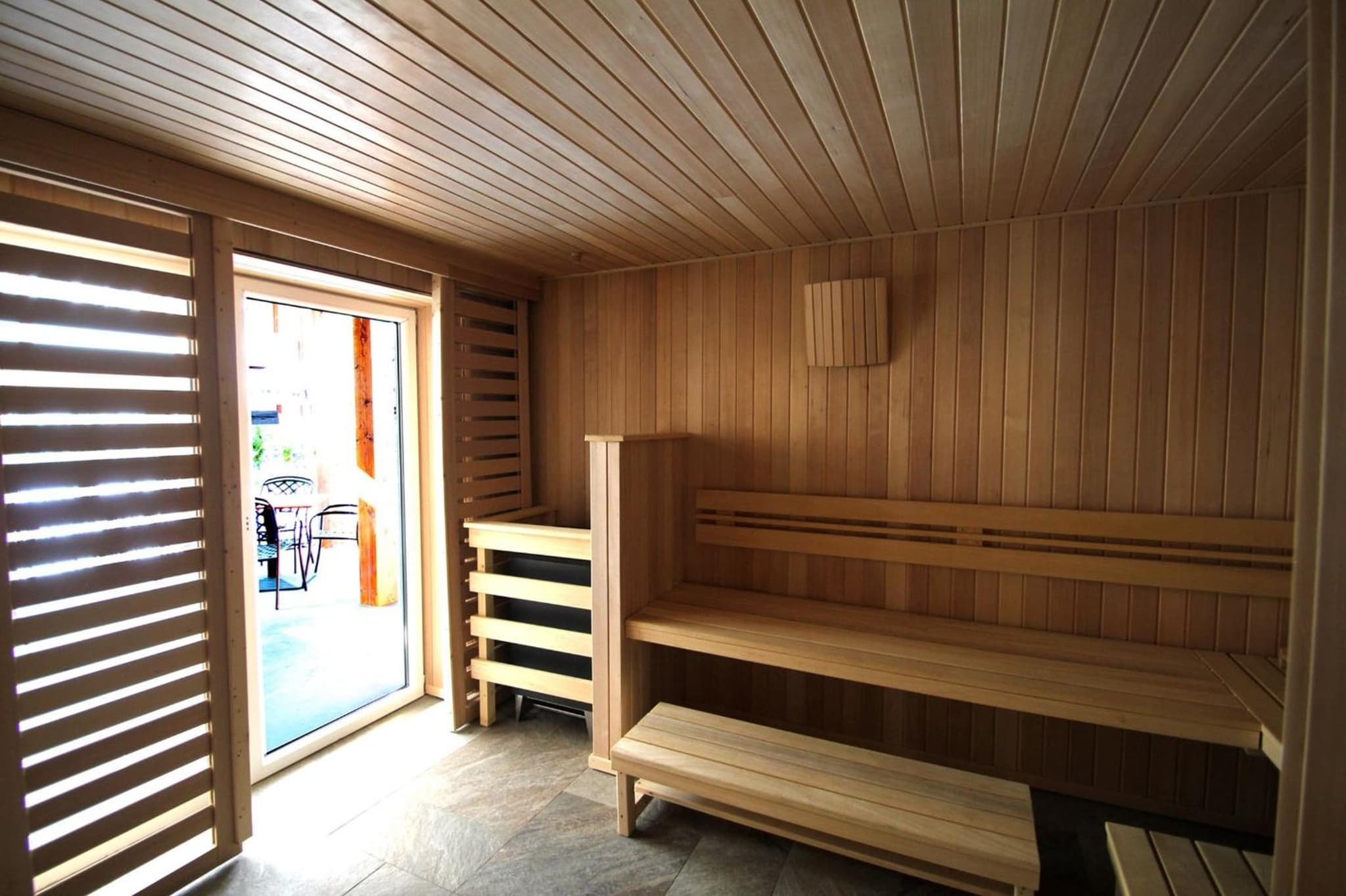 eduCARE Hotel photo 8