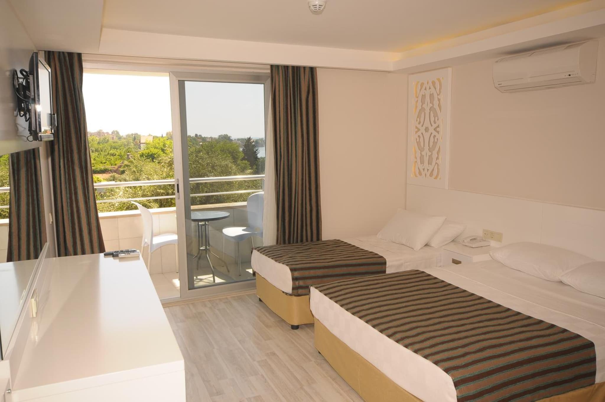 Aura Boutique Hotel photo 7