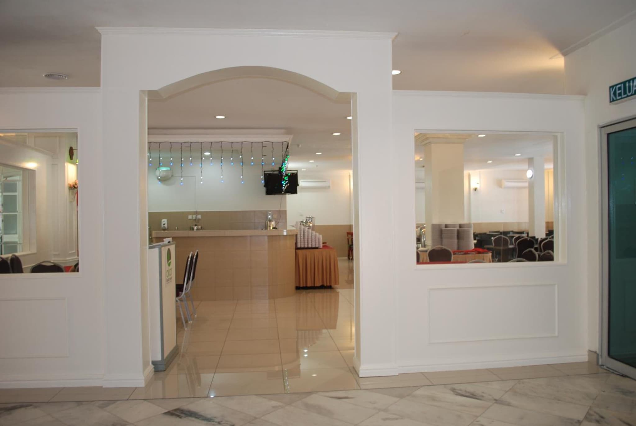 Akar Beach Resort photo 7