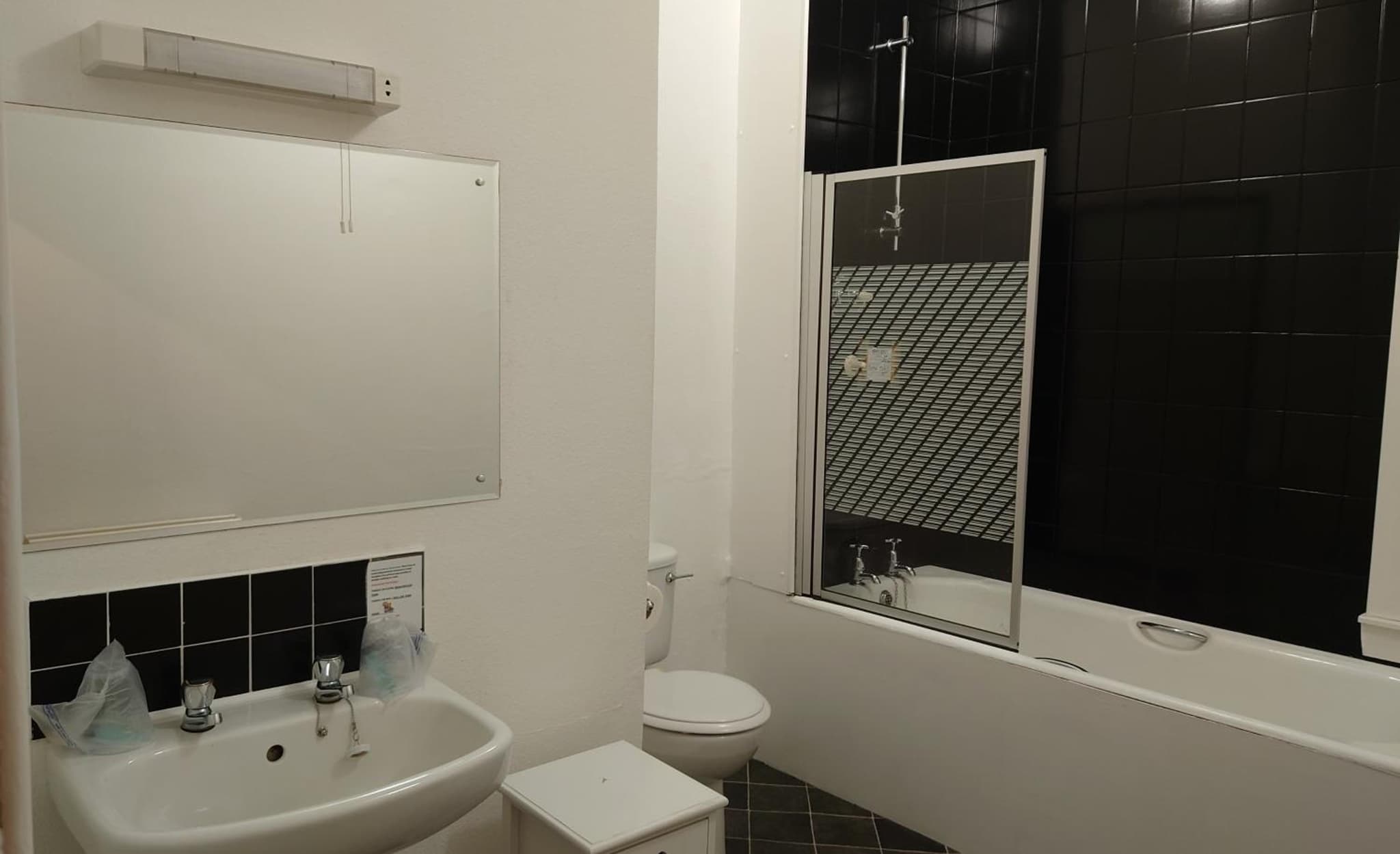 Corner Hotel photo 3