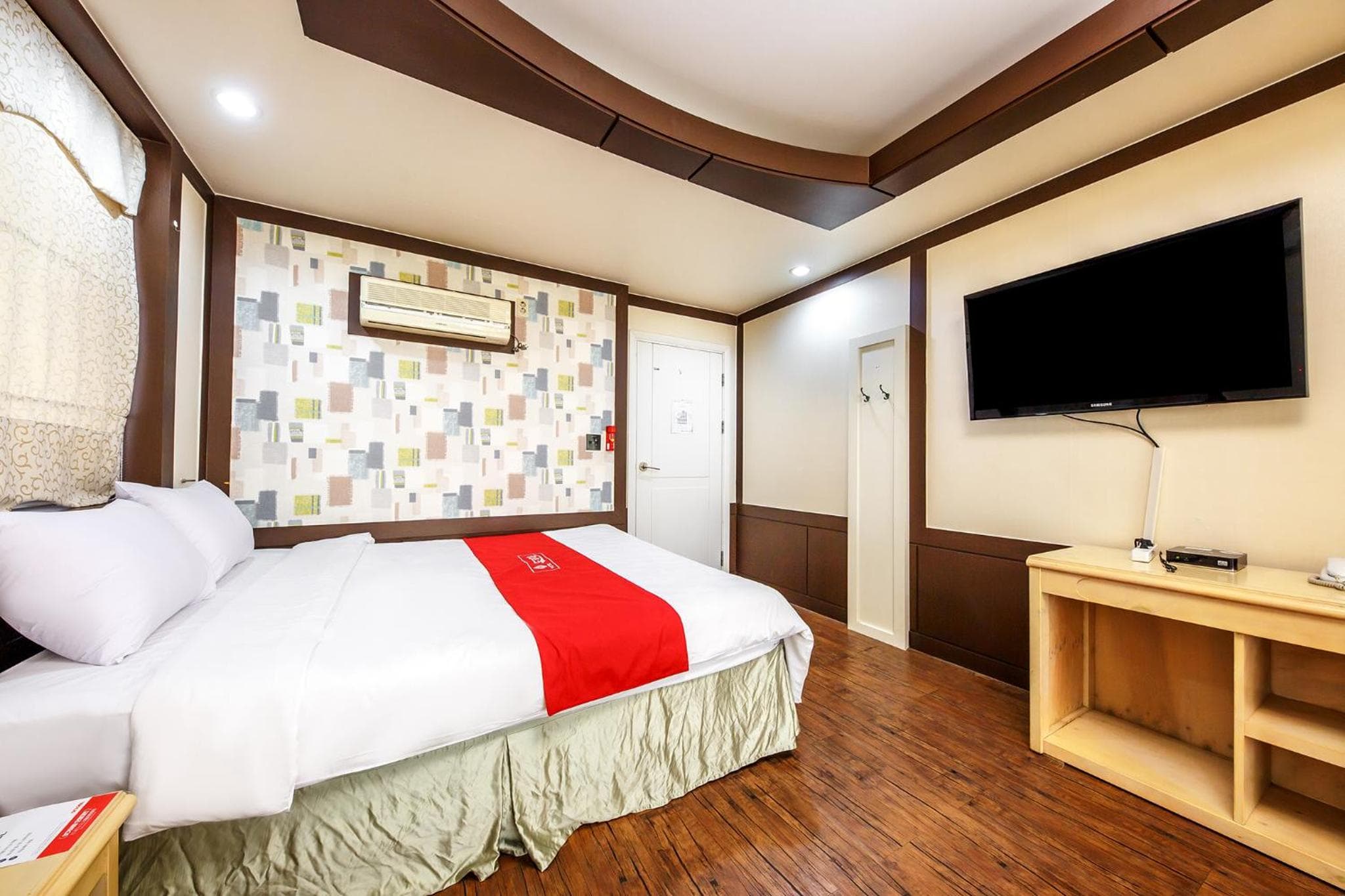 Drama Motel photo 7