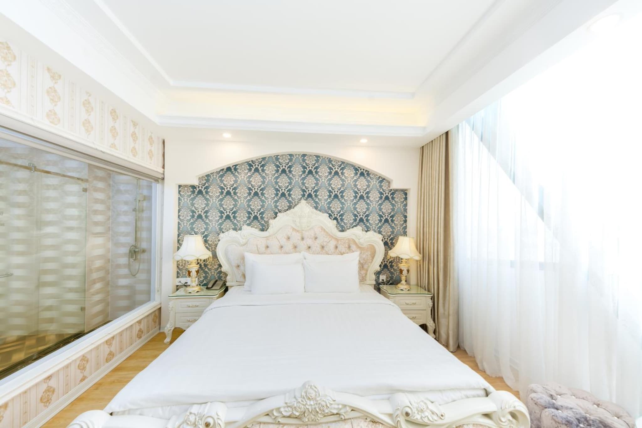 Golden Rose Hotel photo 3