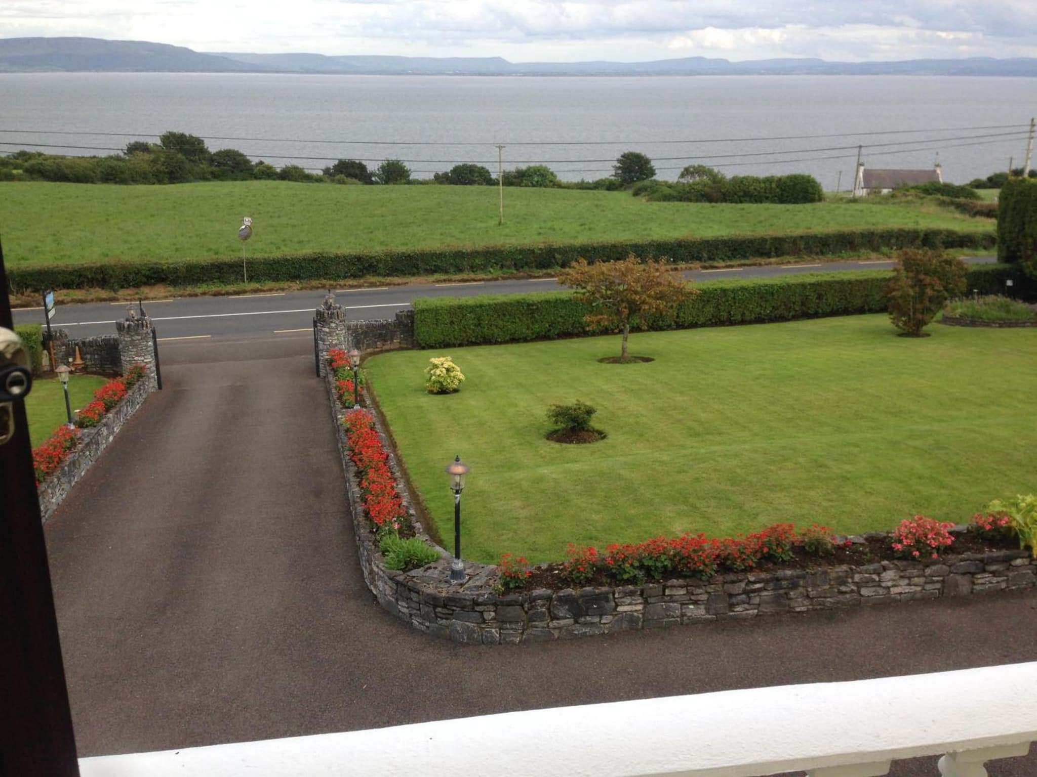 Seawater View Accomadation - Accommodation only photo 6
