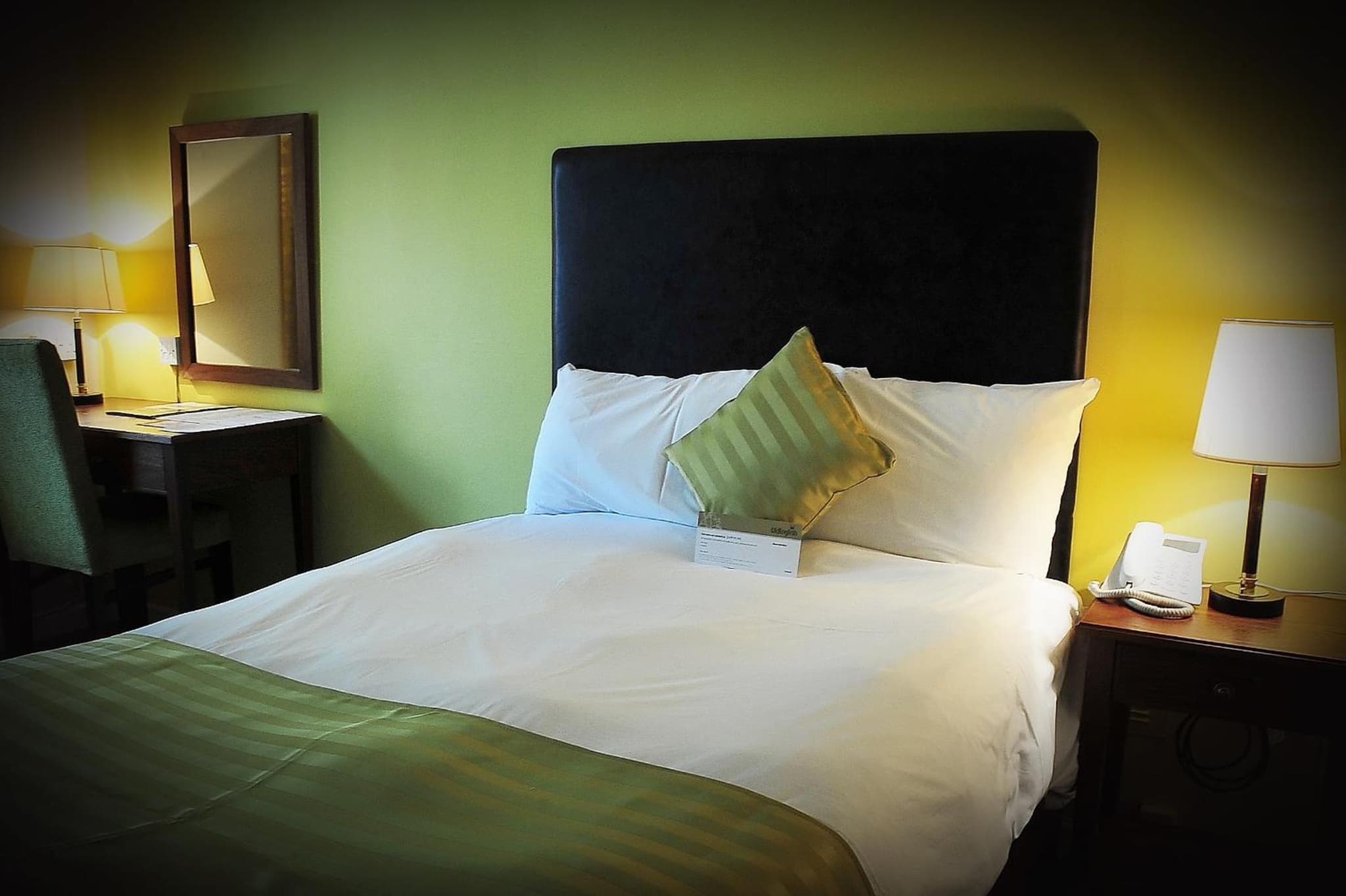 Red Lion Hotel by Greene King Inns photo 4