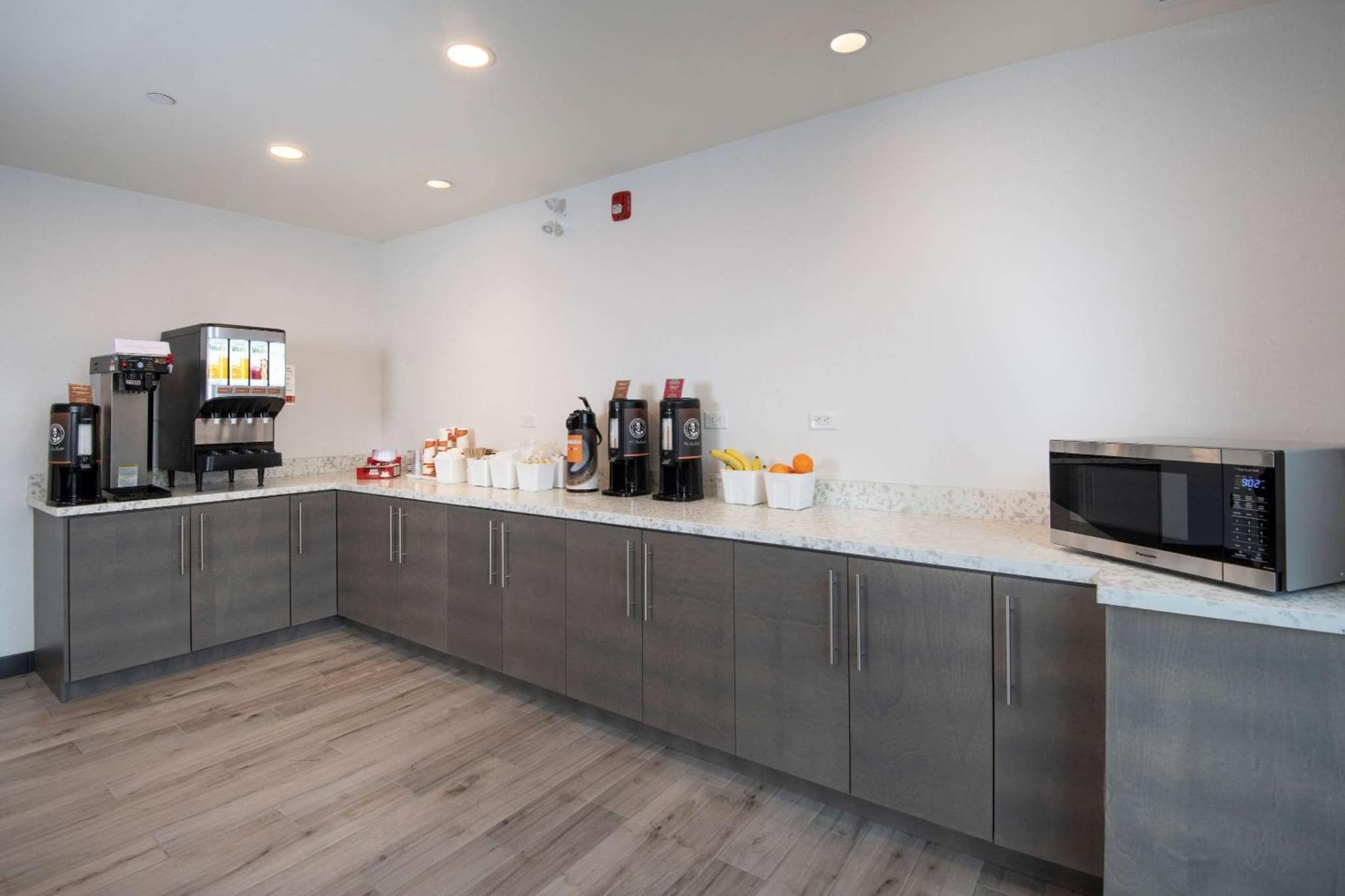 Comfort Inn & Suites photo 9
