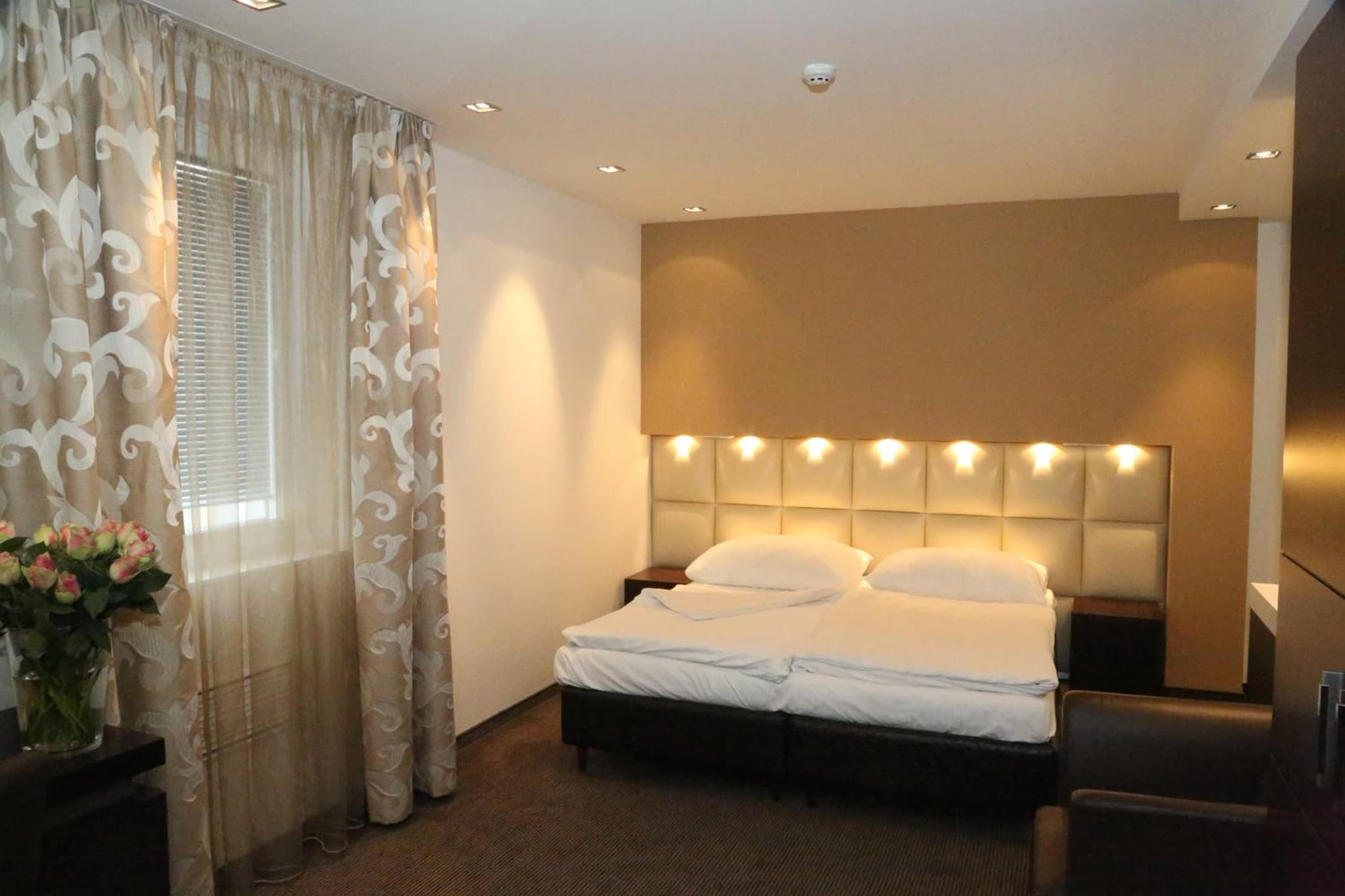 B&B HOTEL Linz City-Ost photo 6