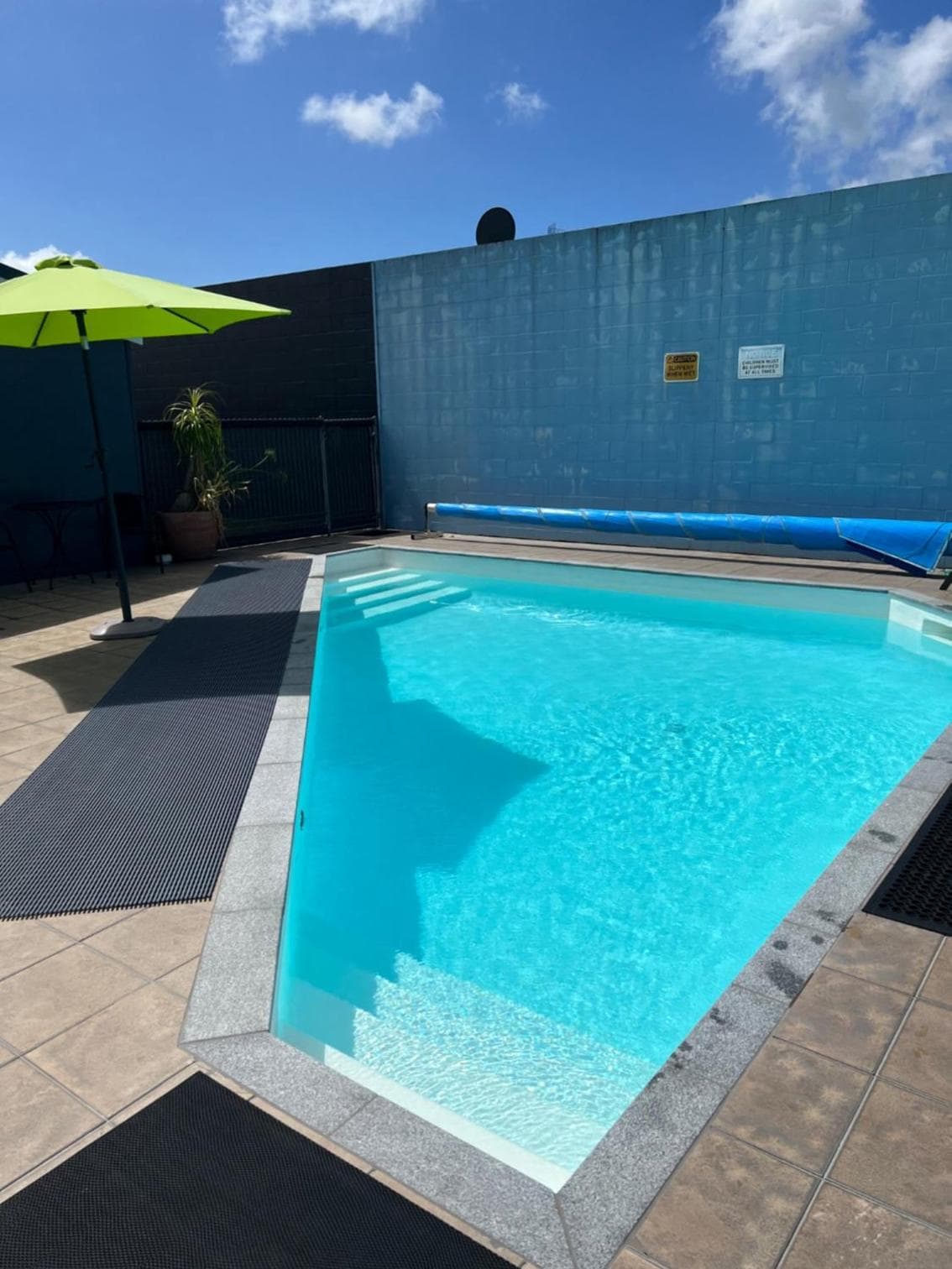 Ambassador Motor Inn photo 8