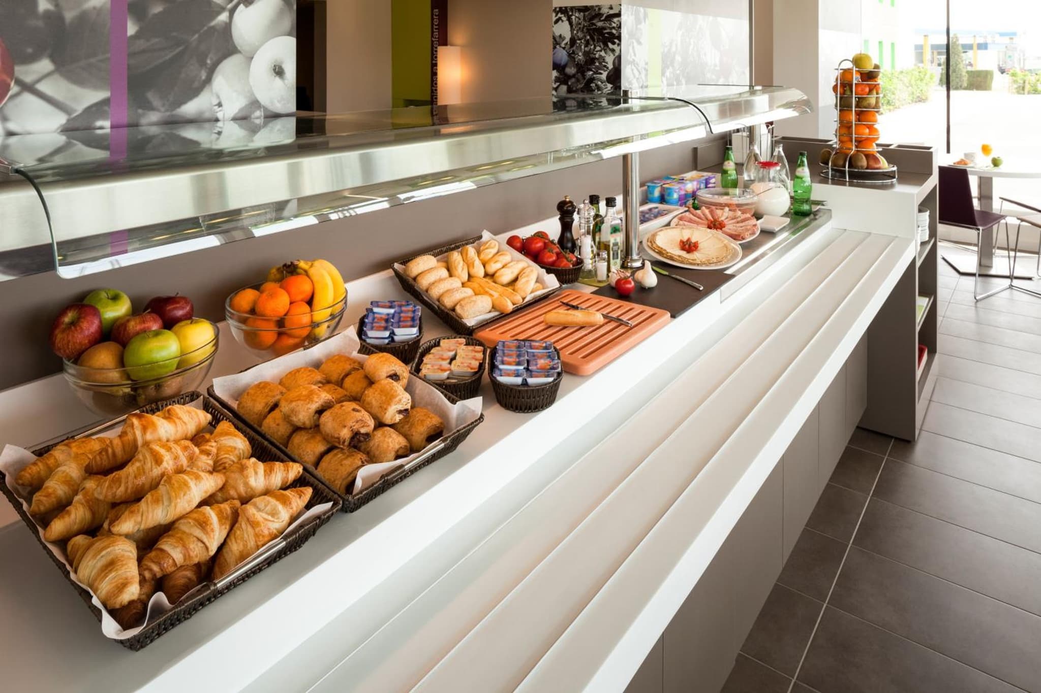 Hotel Ibis Styles Lleida Torrefarrera photo 8