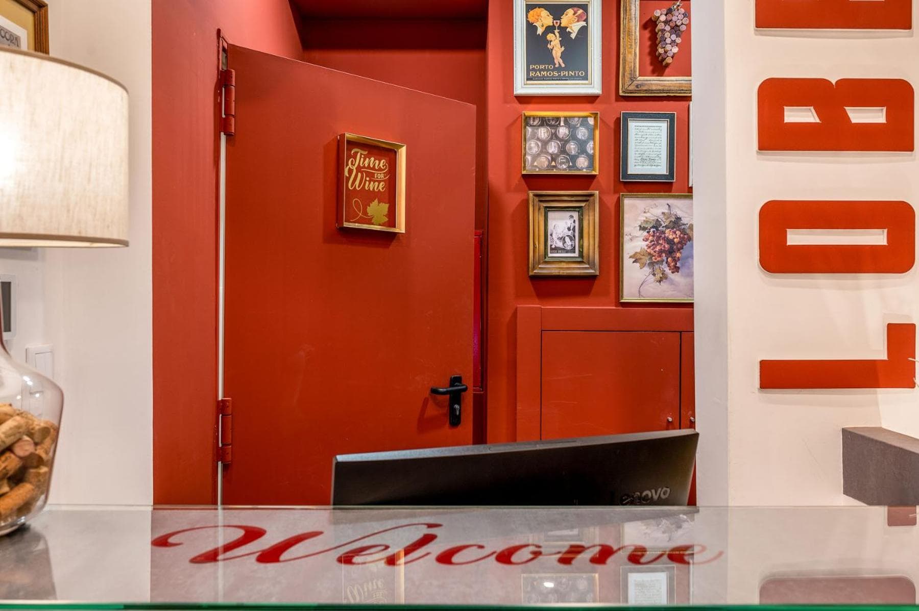 Lisbon Wine House - Rooms & Suites photo 5