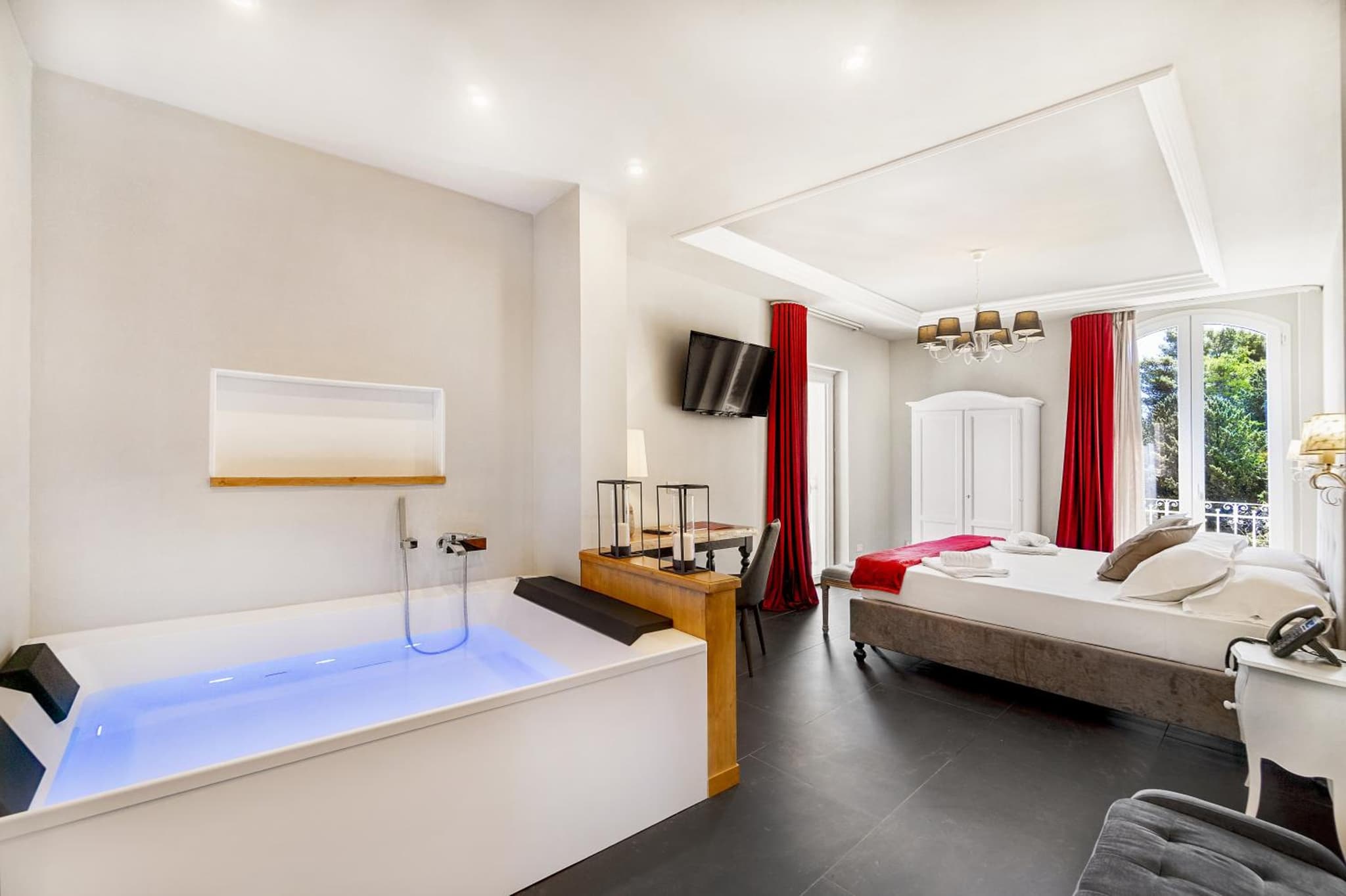 hotel room