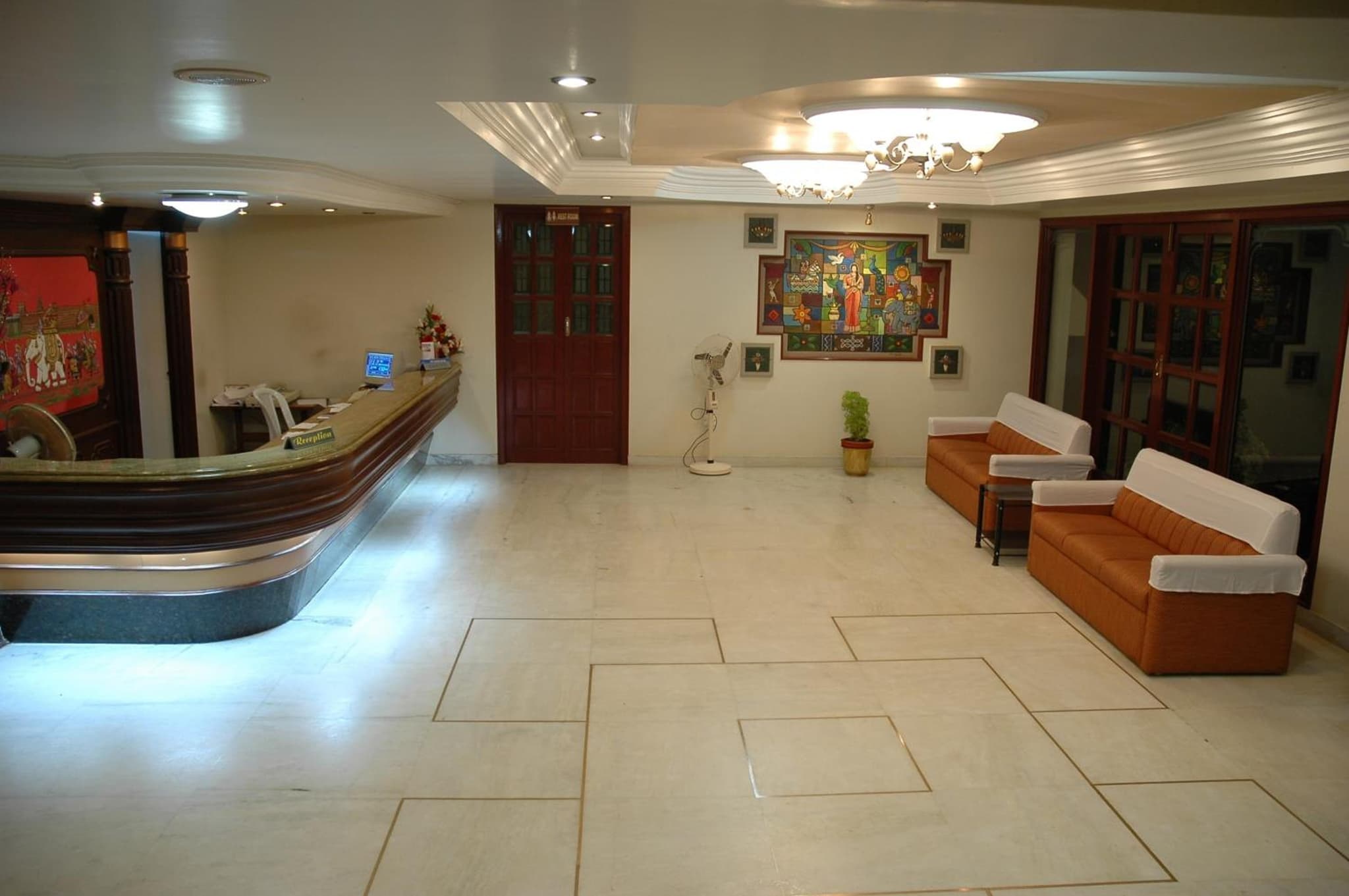 Hotel Gnanam photo 9