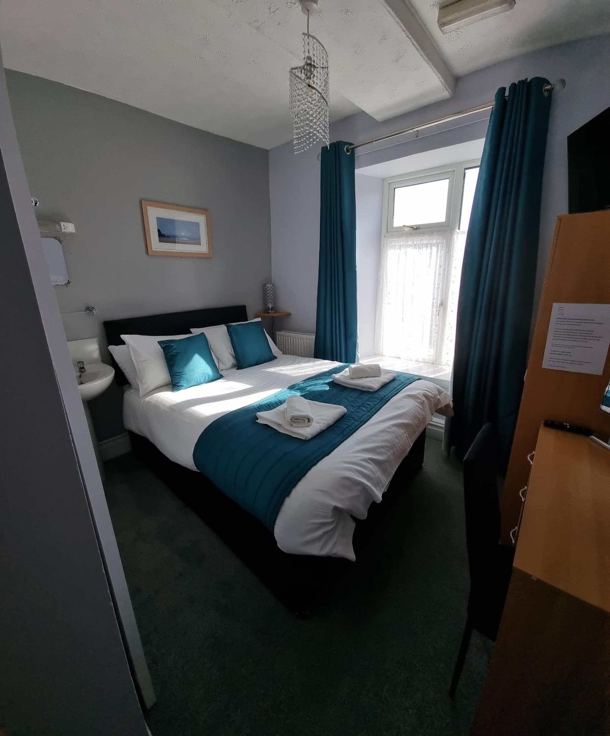 City Inn photo 9