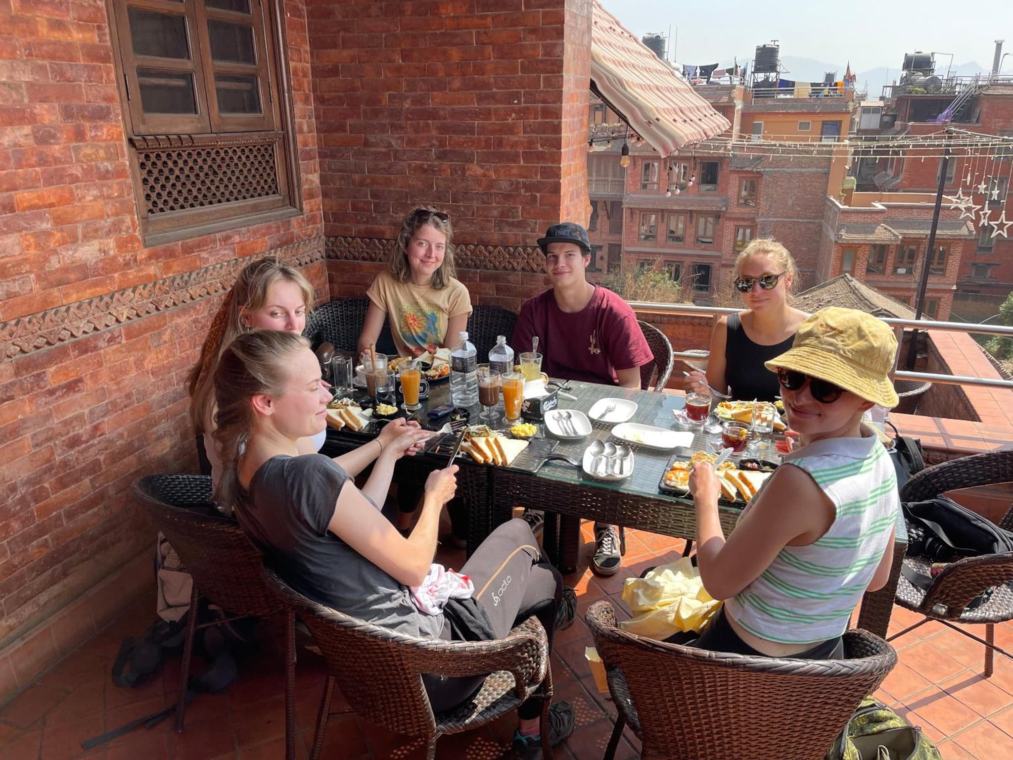 Hotel Empire & Rooftop Restaurant photo 9