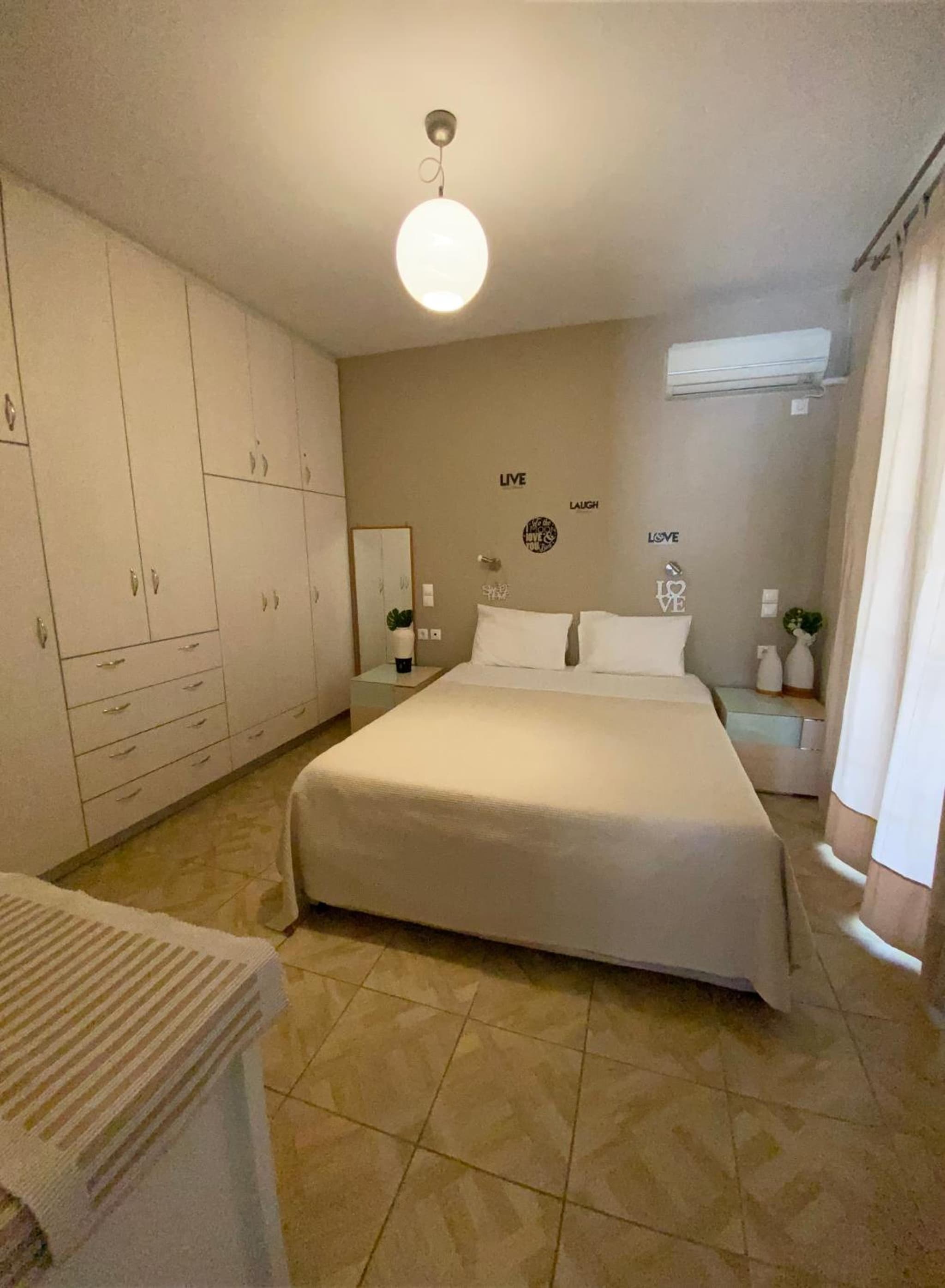 Julia house photo 2