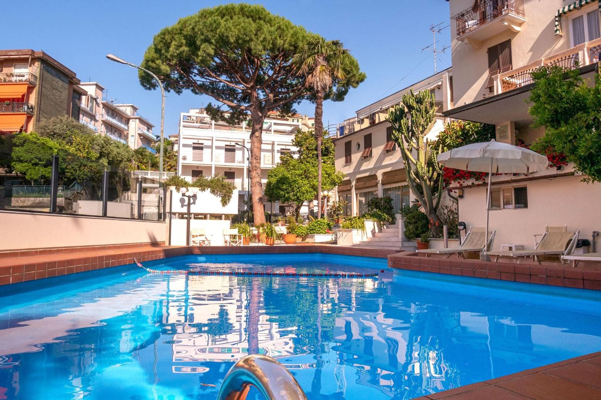 Coccodrillo Hotel & Apartments photo 9