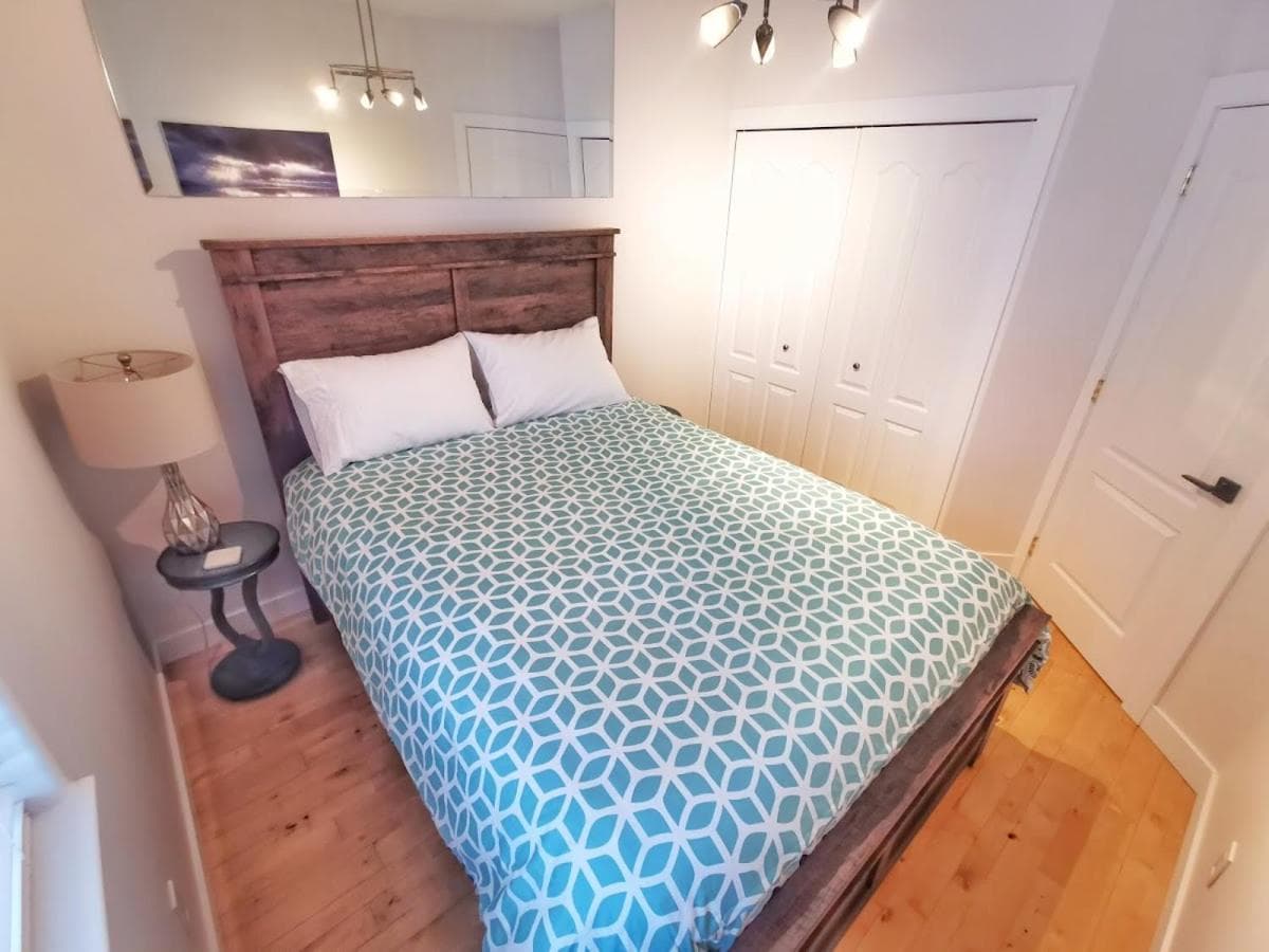 LuxQuarters Kitimat River Suite photo 7