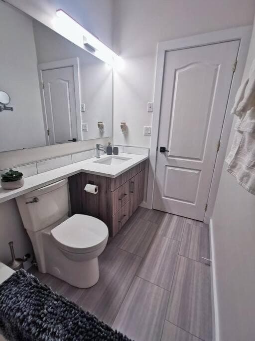 LuxQuarters Kitimat River Suite photo 9