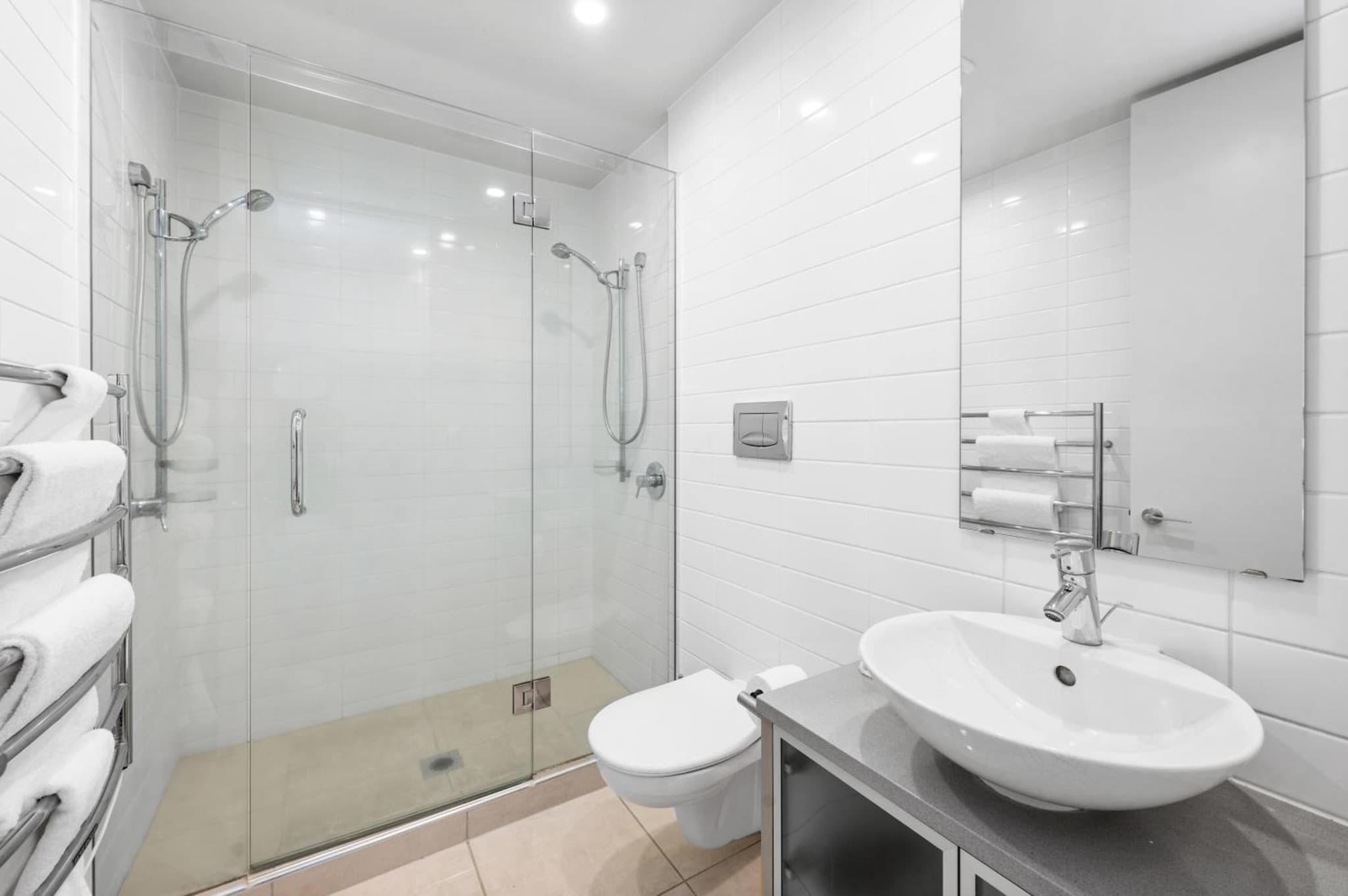 Lakeside Apartment Waimahana 1 photo 9