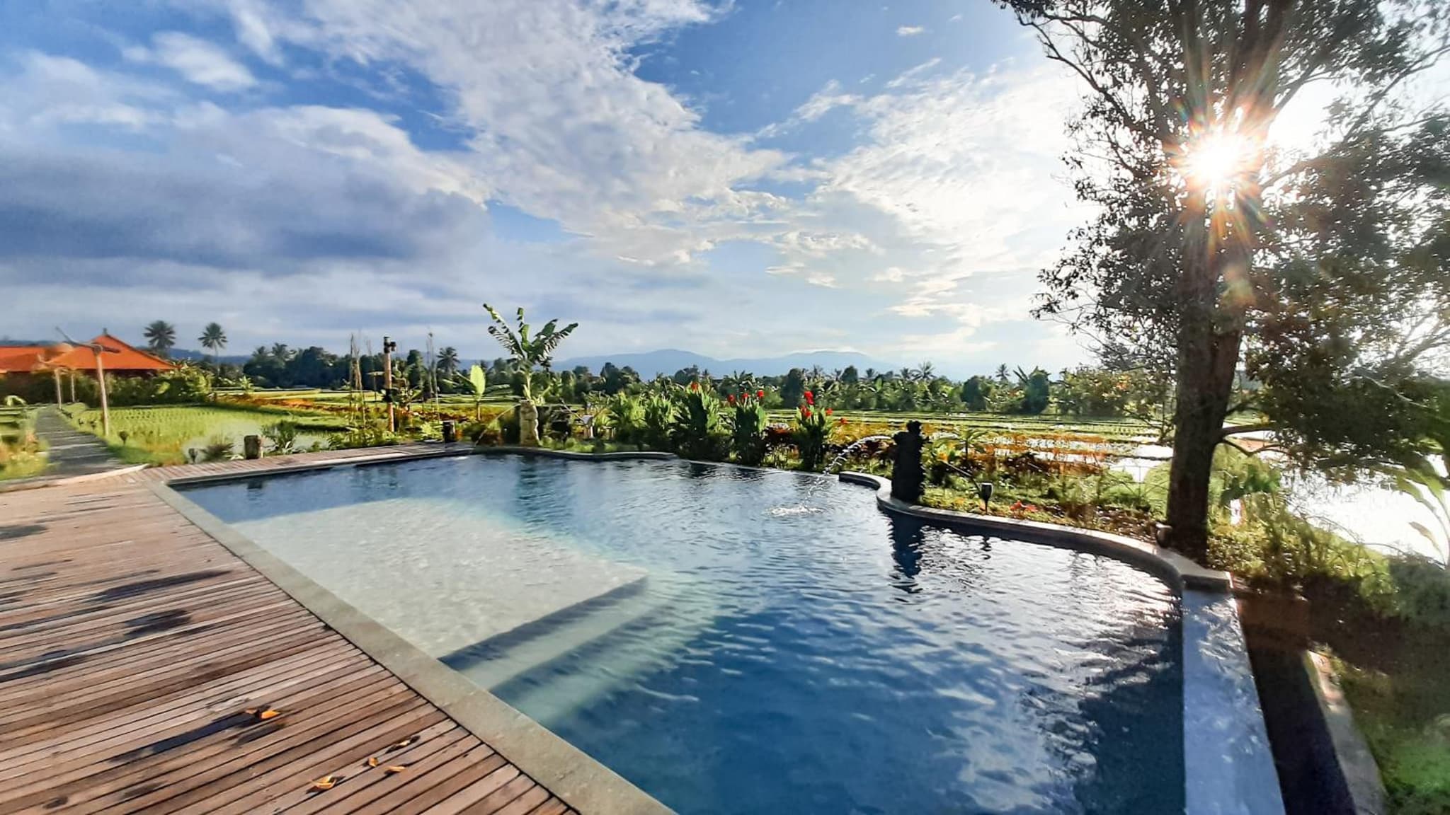 Sri Lestari Banyuatis photo 3