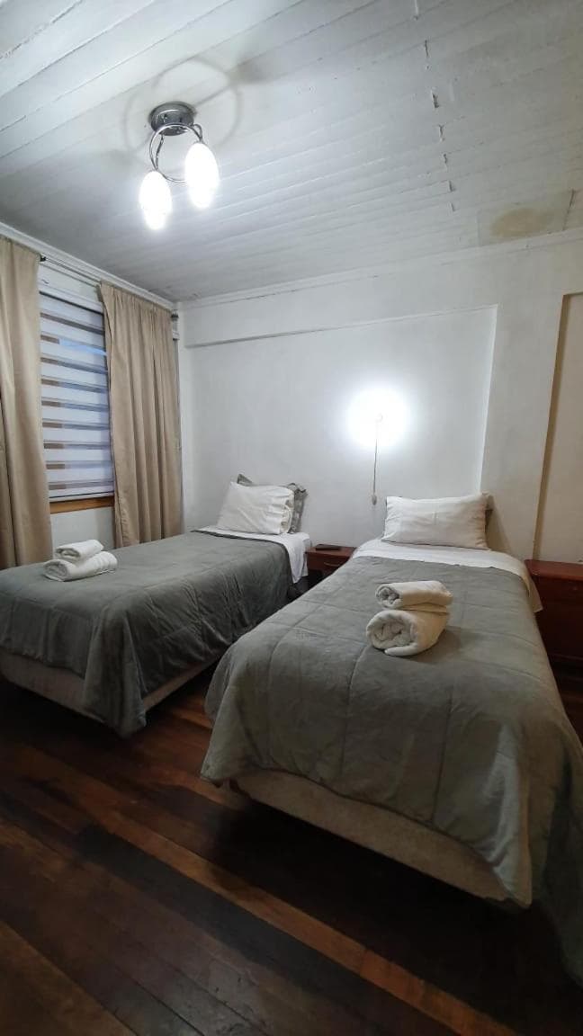 Hostal Las Heras photo 2