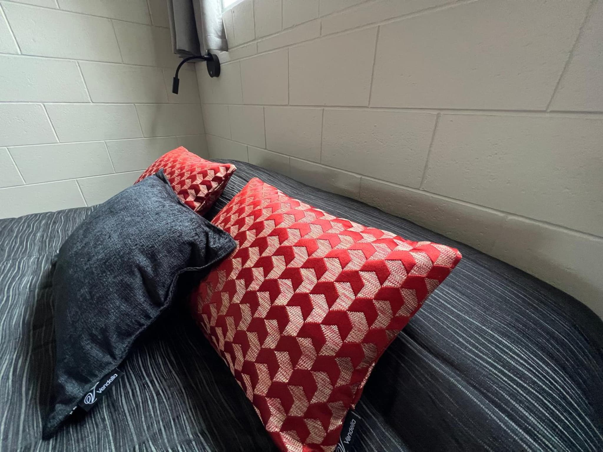 Golden Leaf Apartments photo 6