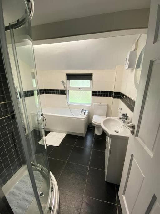 Ifan cottage - two bedroom cottage photo 8