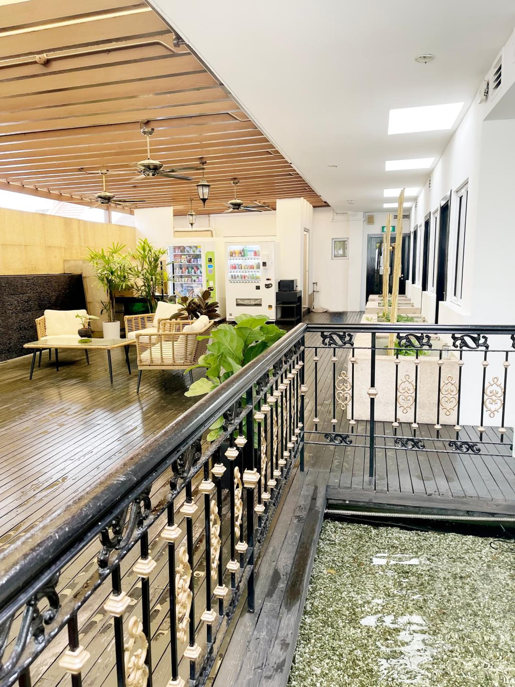 lounge