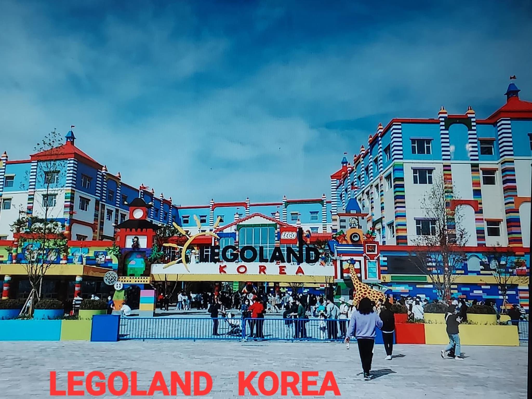 Heidi Korea photo 5