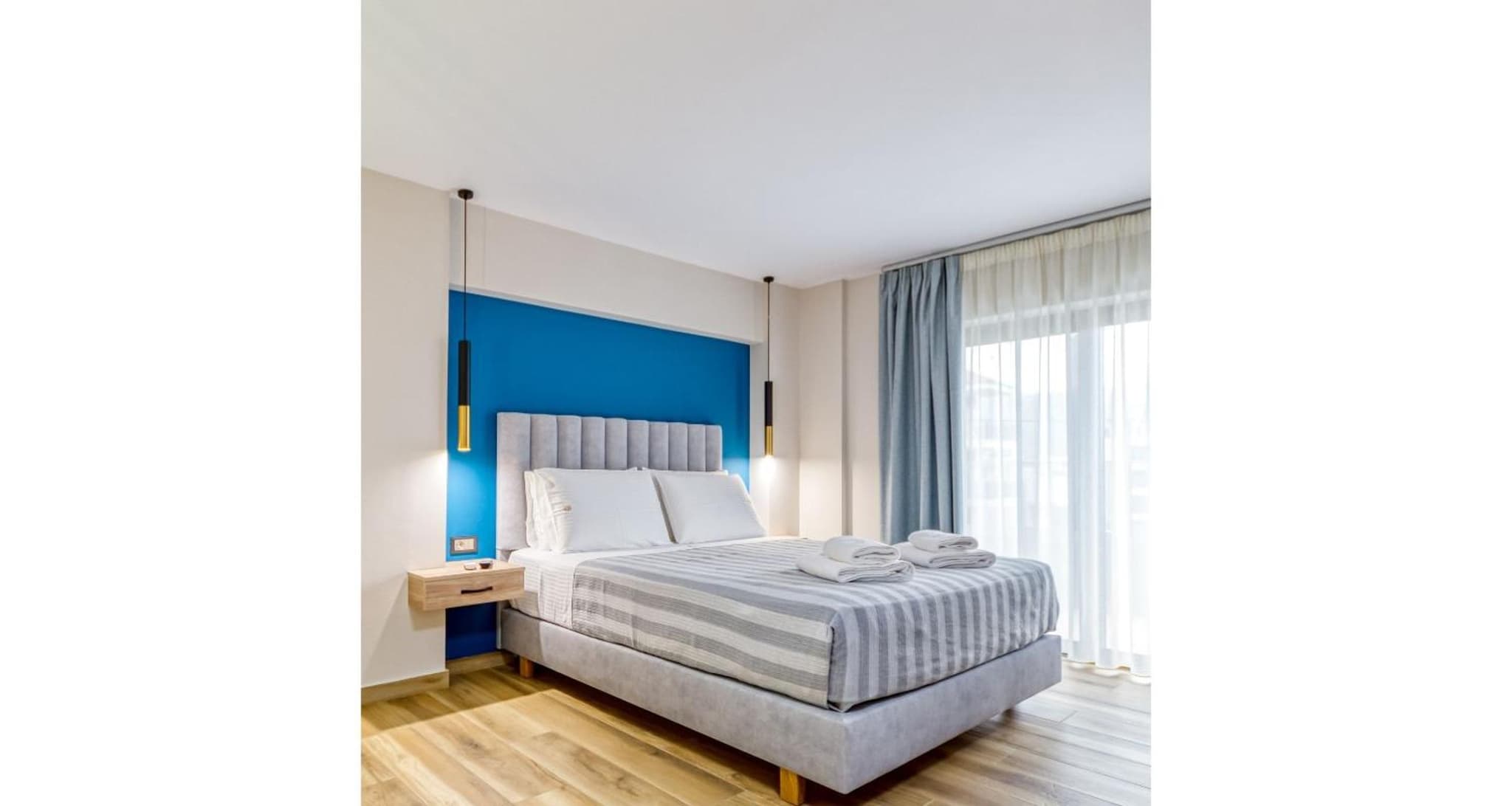 Sapphire Blue Suites photo 6