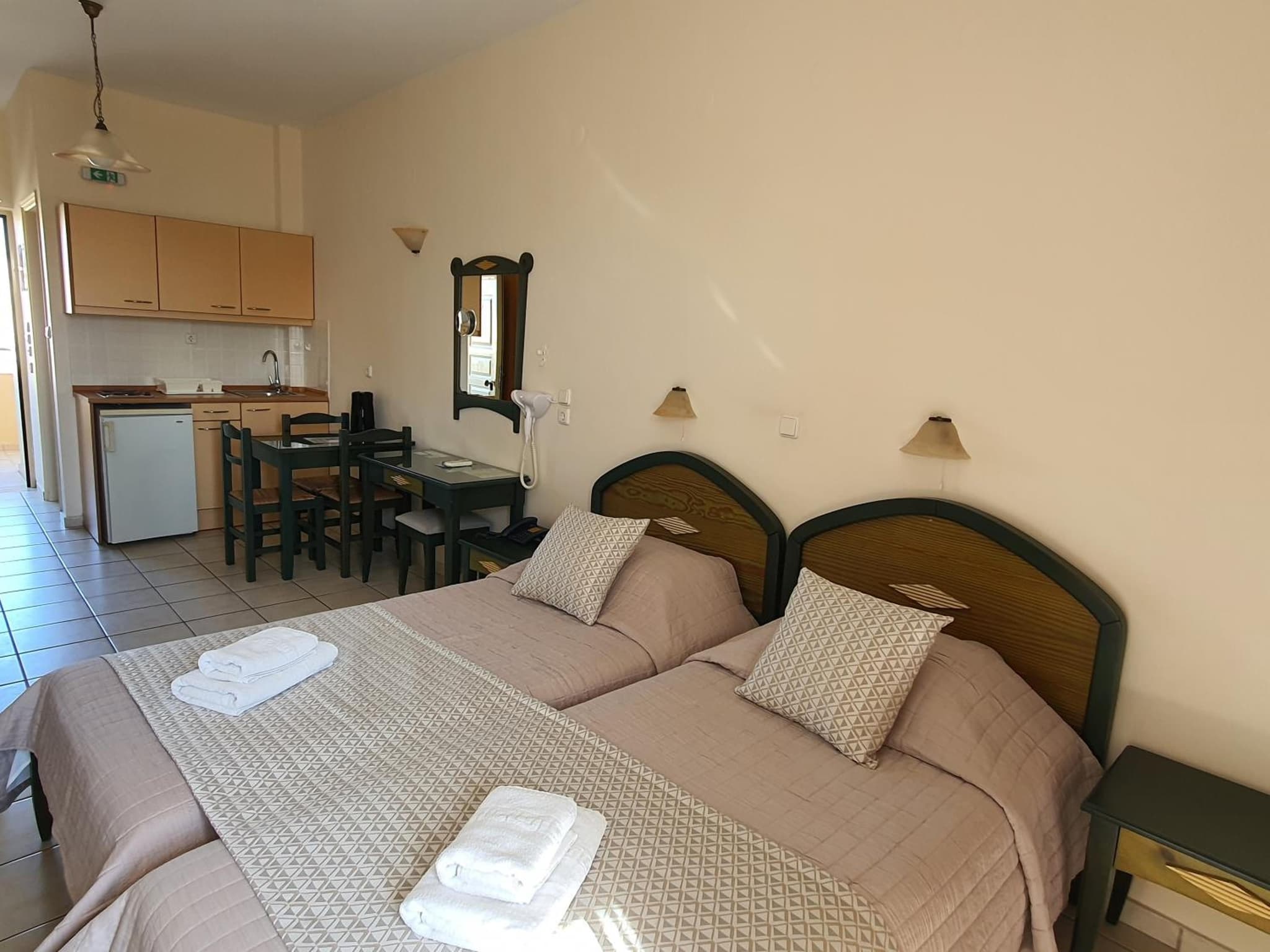Zannis Hotel photo 9