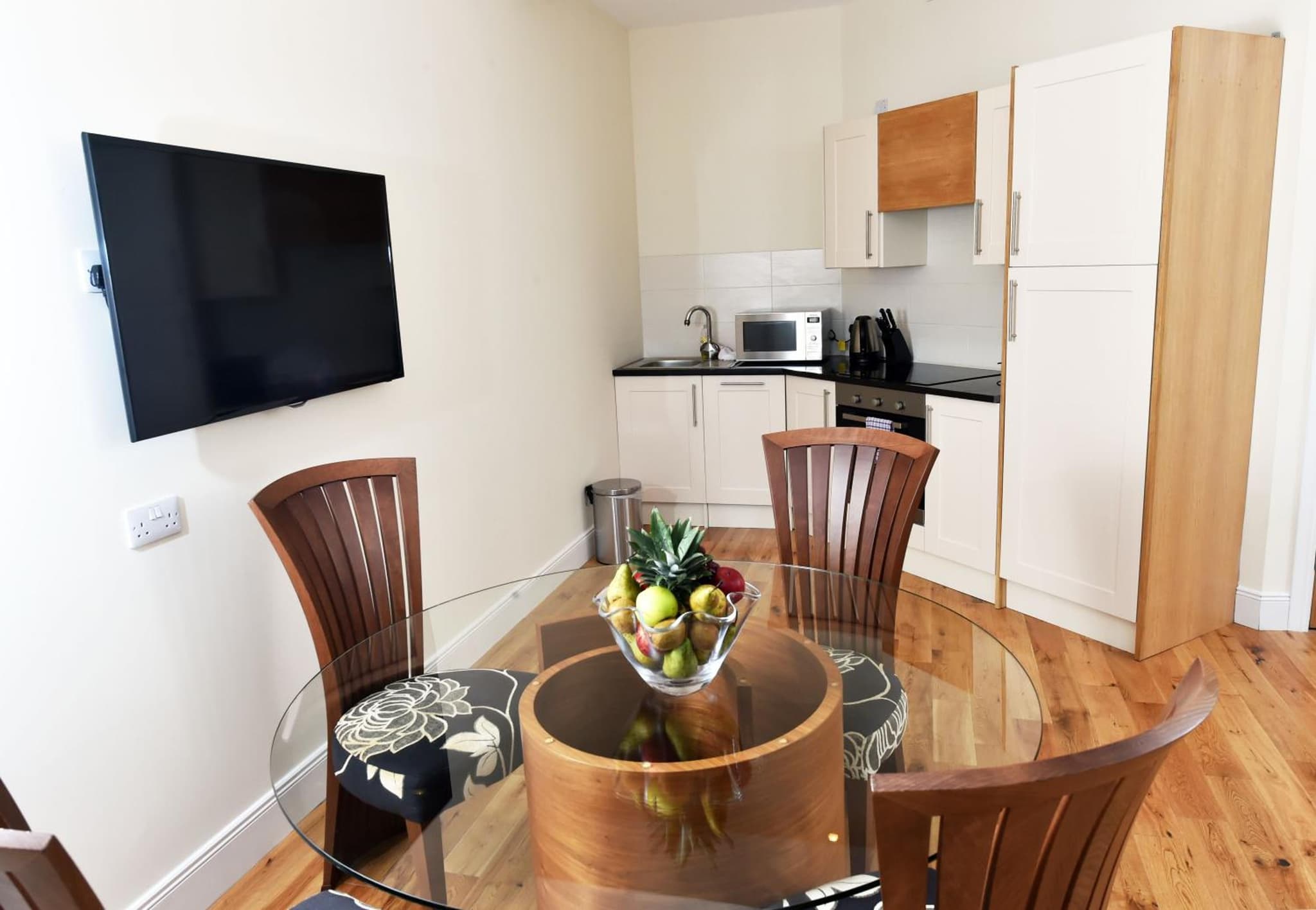 Royal Athenaeum Suites photo 5