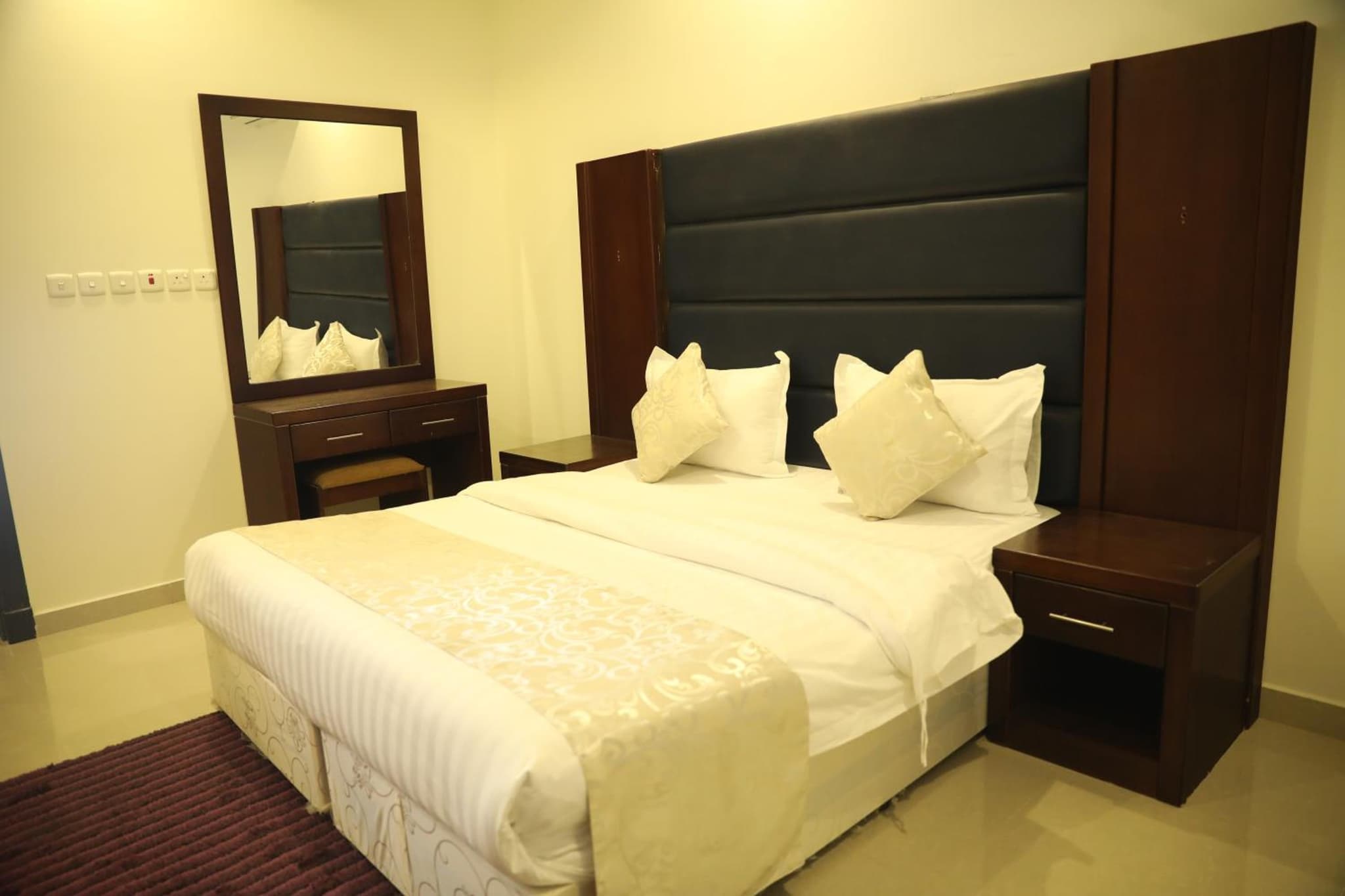 Quiet Rooms 6 Serviced Apartments photo 9