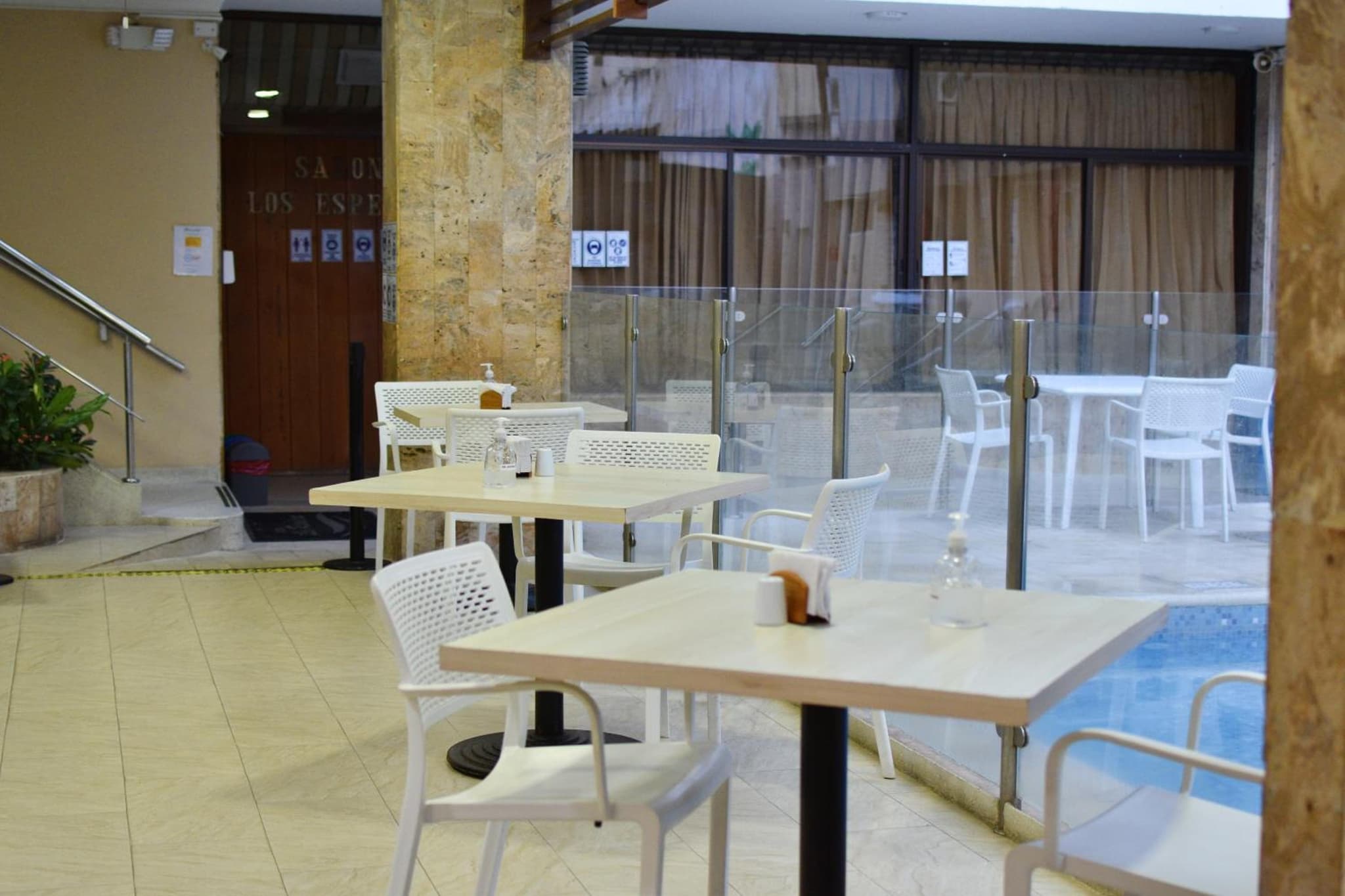 Hotel La Riviera photo 9