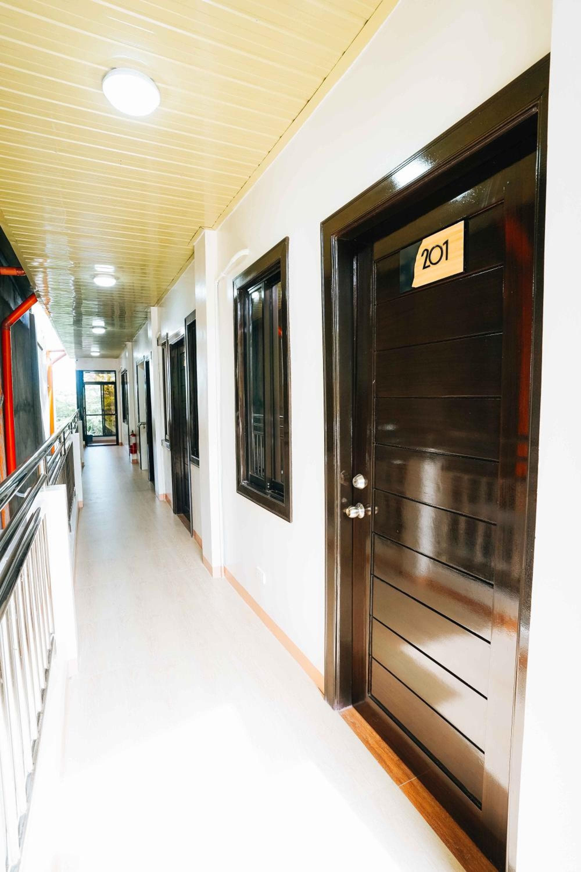 RunwayView Traveller's Inn photo 5