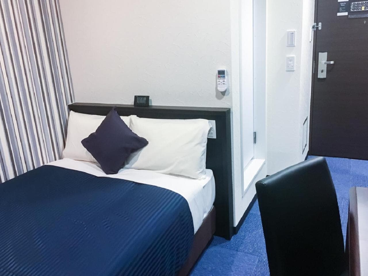 HOTEL LiVEMAX Yokkaichi Ekimae photo 5
