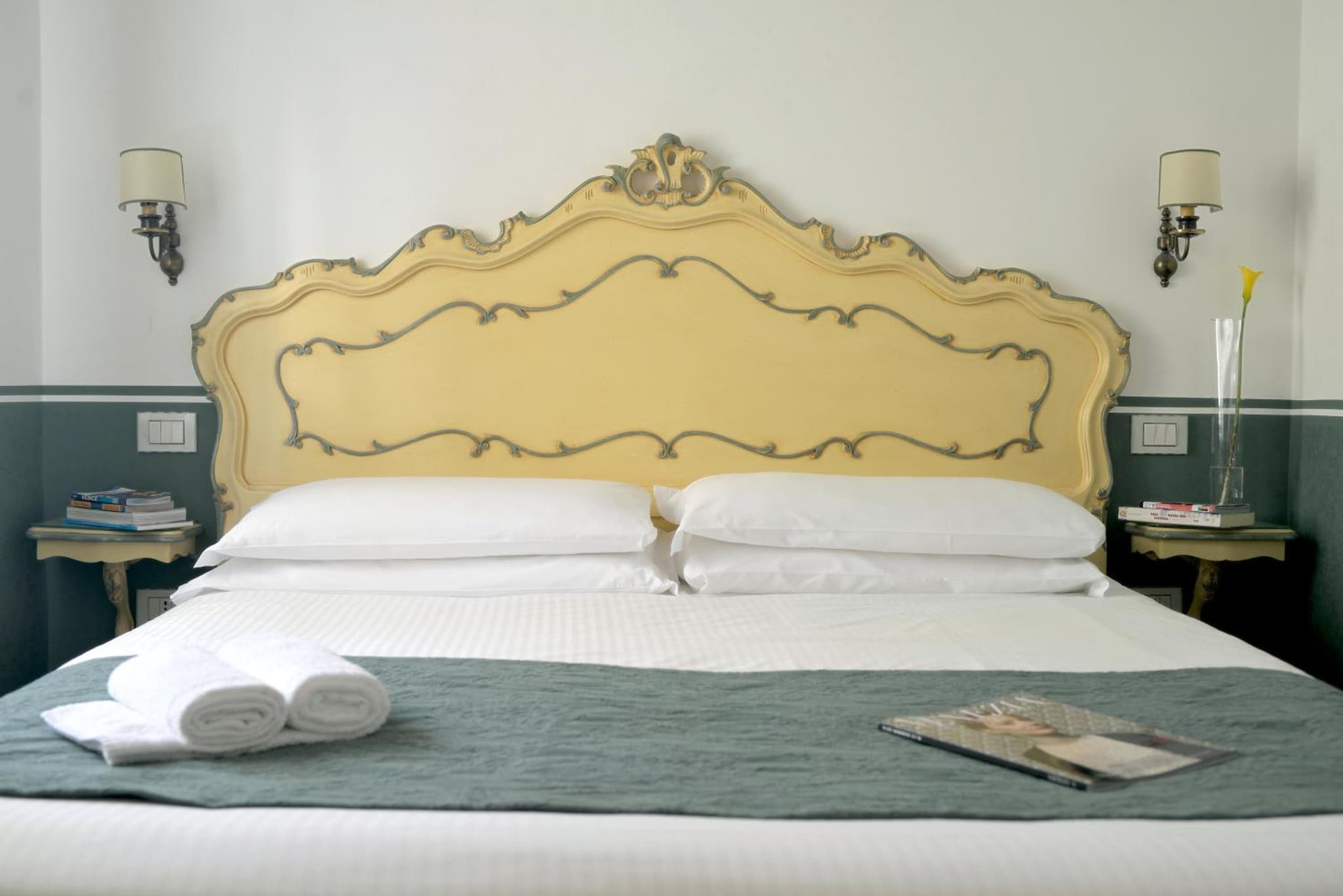 Ca' San Trovaso - 6 Rooms photo 4