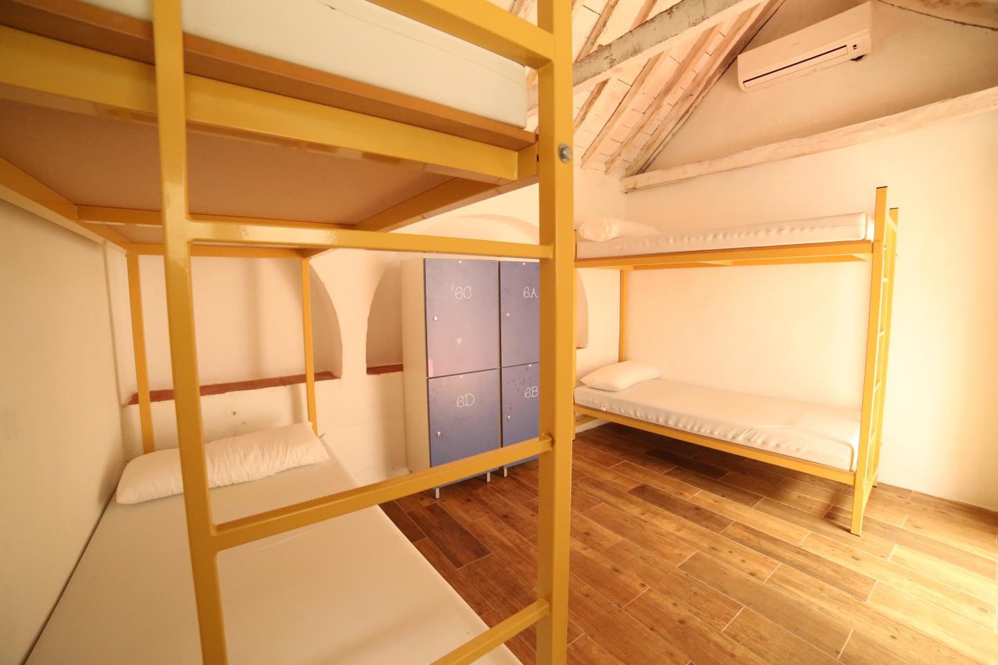 Wake up in Tarifa Hostel & Restaurant Lounge photo 2